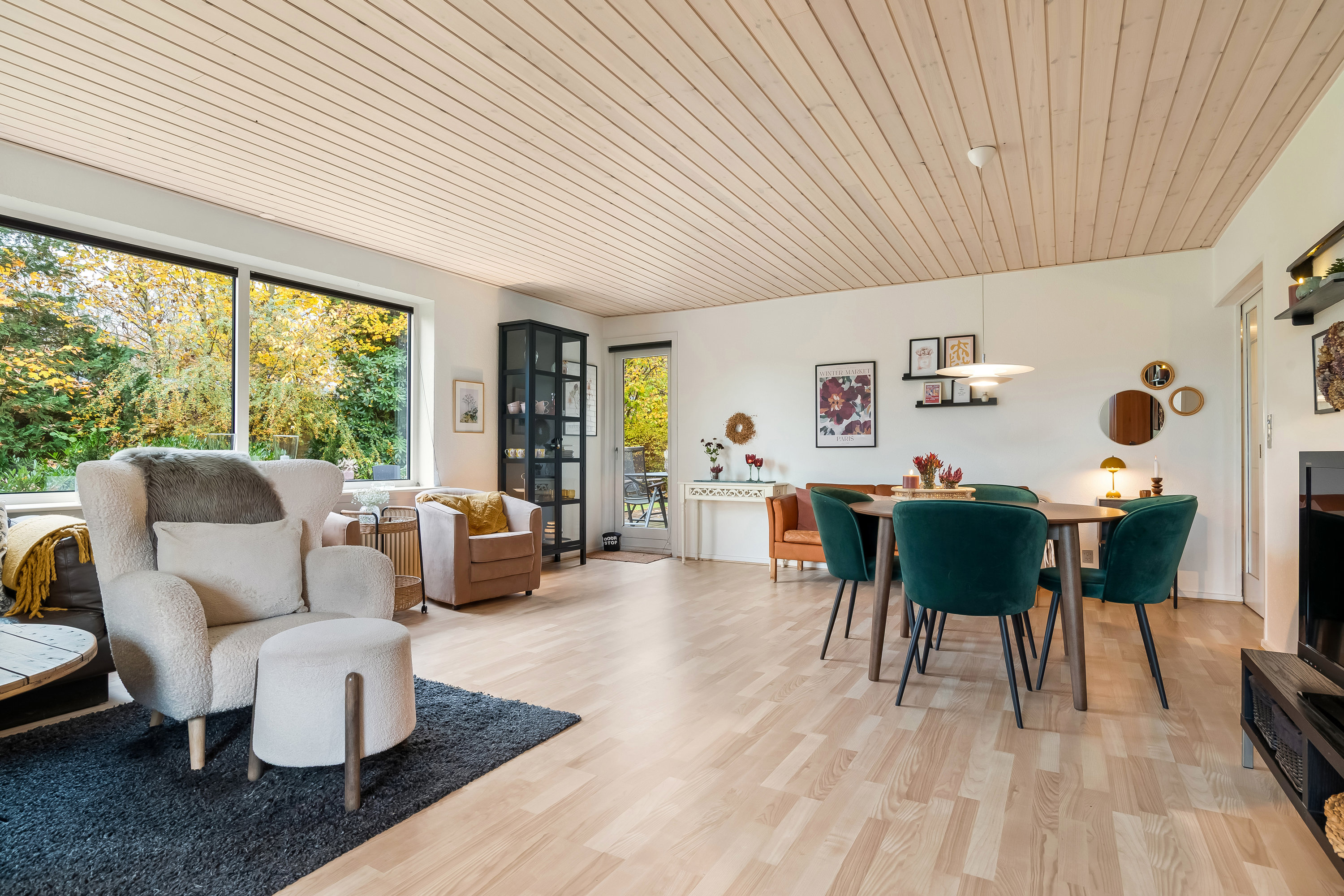 Fremhævet stue billede i fuldskærmstilstand. Billede af Anemonevej 1, Mejdal, 7500 Holstebro