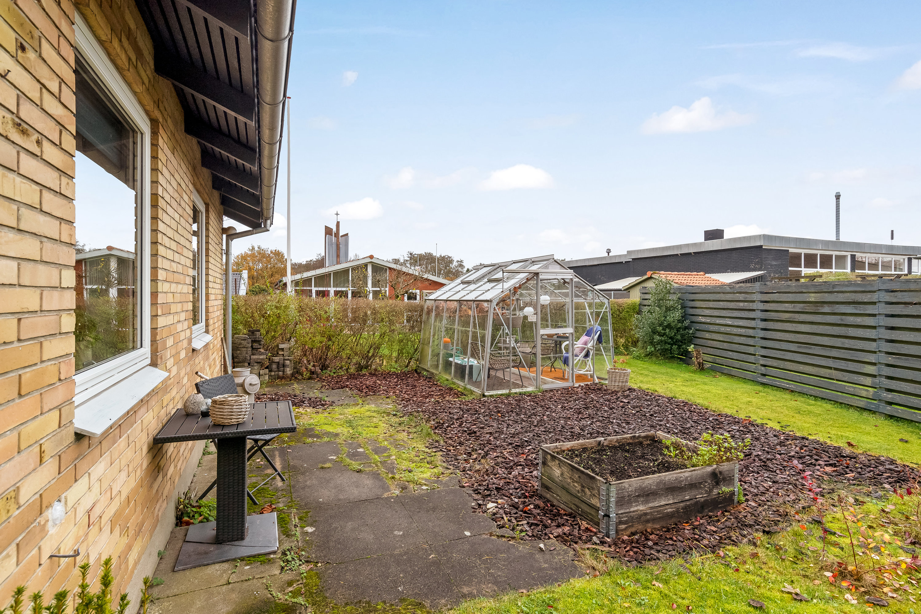 Fremhævet terrasse billede i fuldskærmstilstand. Billede af Anemonevej 1, Mejdal, 7500 Holstebro