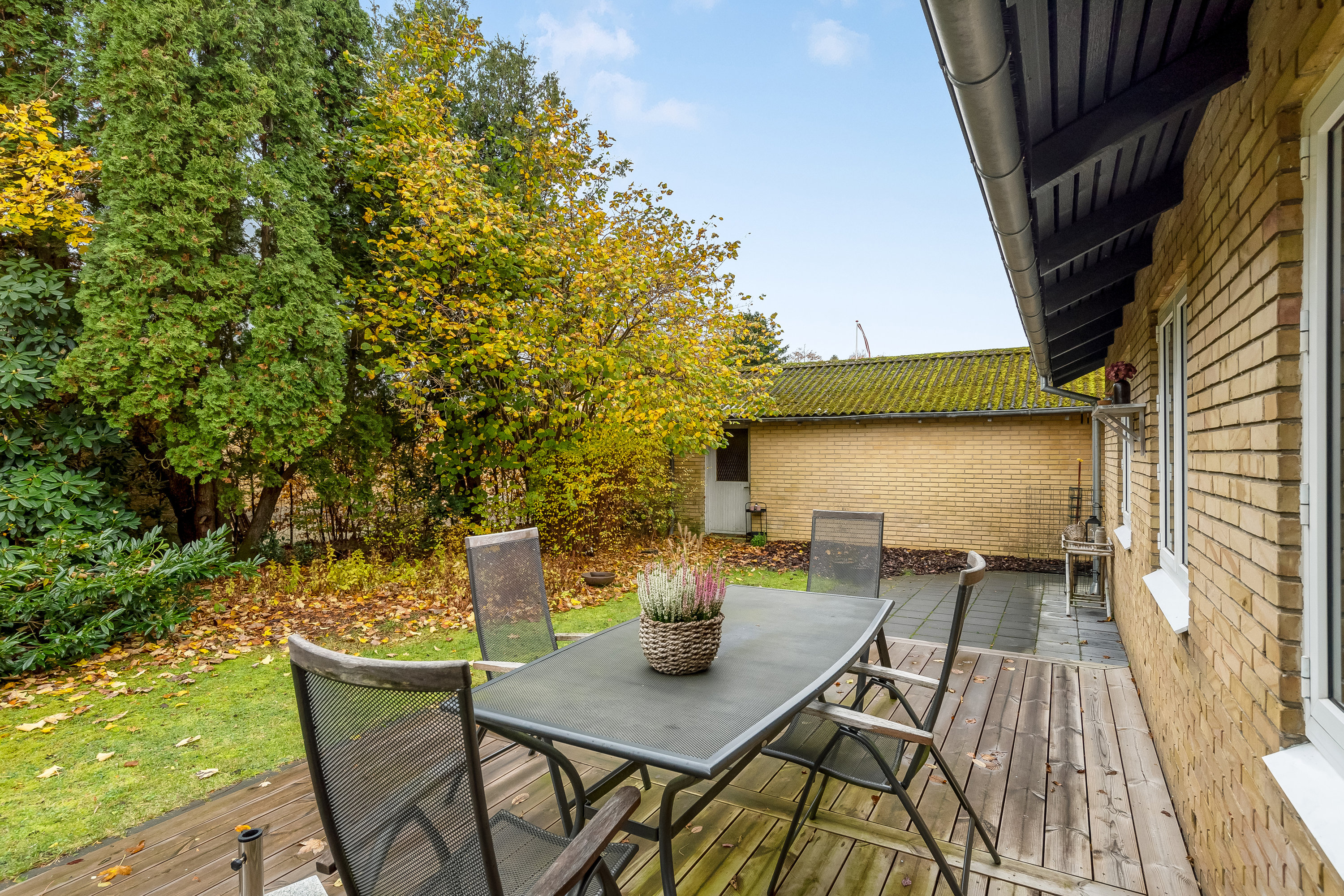 Fremhævet terrasse billede i fuldskærmstilstand. Billede af Anemonevej 1, Mejdal, 7500 Holstebro