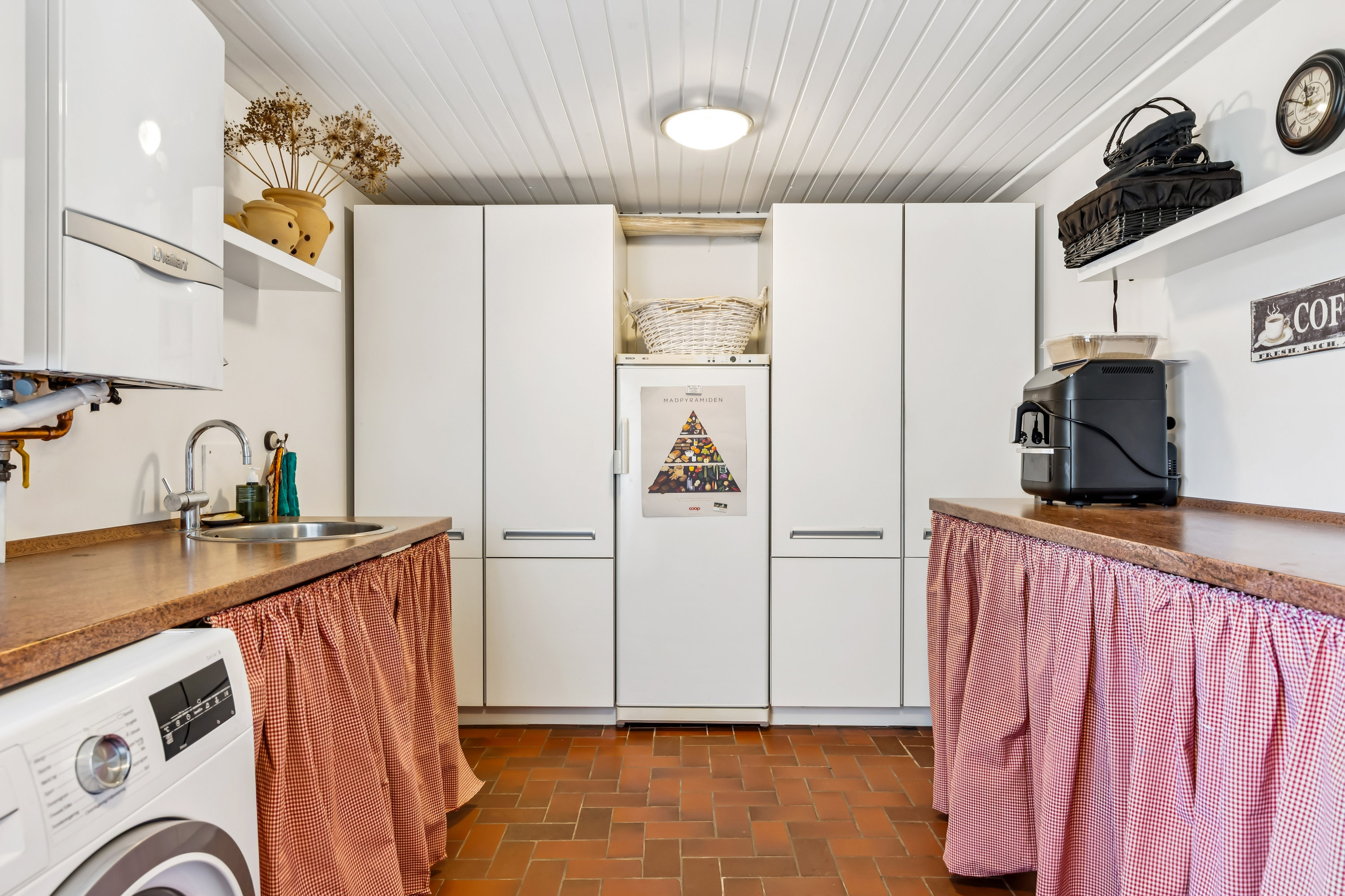 Miniaturebillede 2: køkken. Billede af Bakkedraget 18, 4534 Hørve