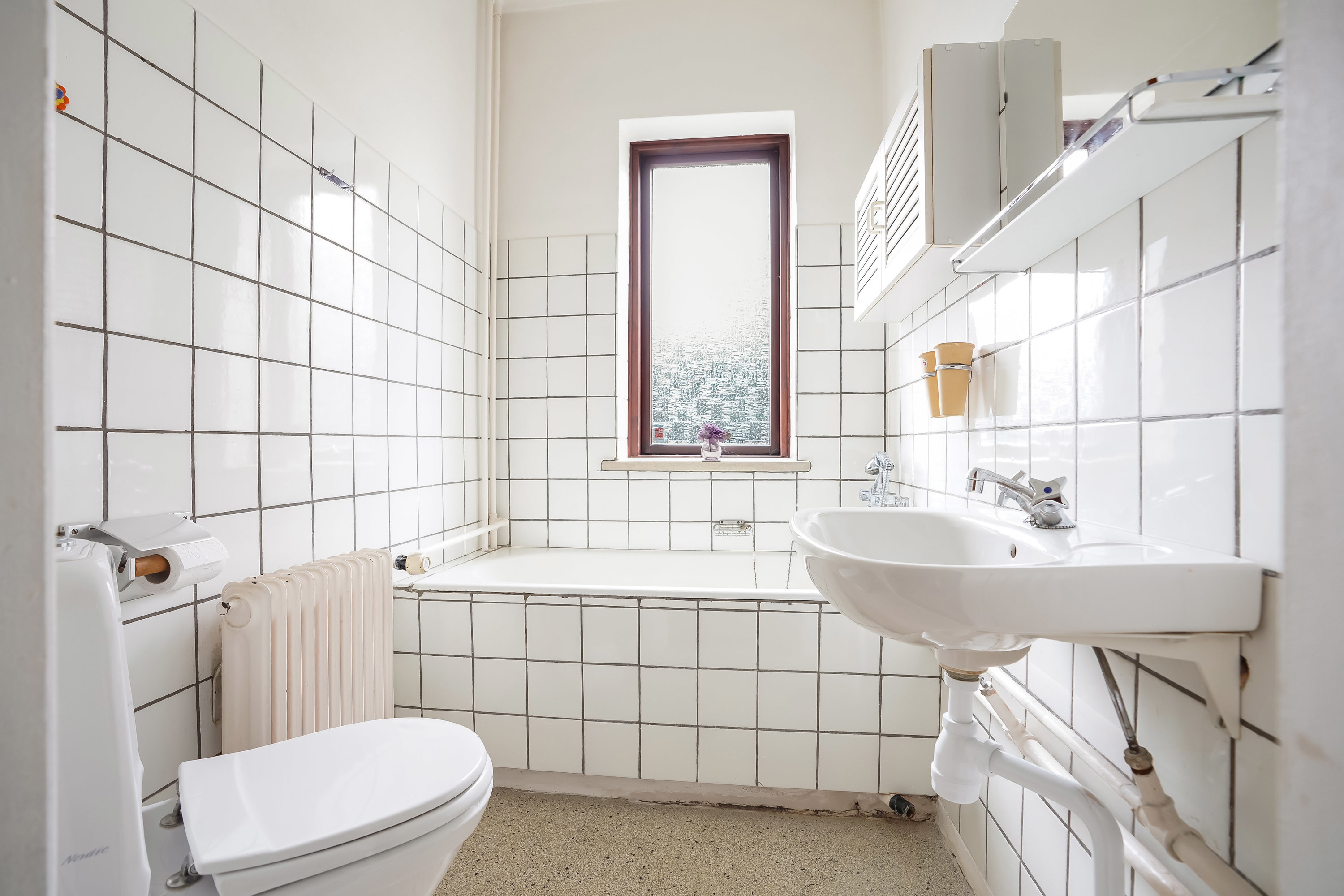 Fremhævet badeværelse billede i fuldskærmstilstand. Billede af Købkesvej 33, 5230 Odense M