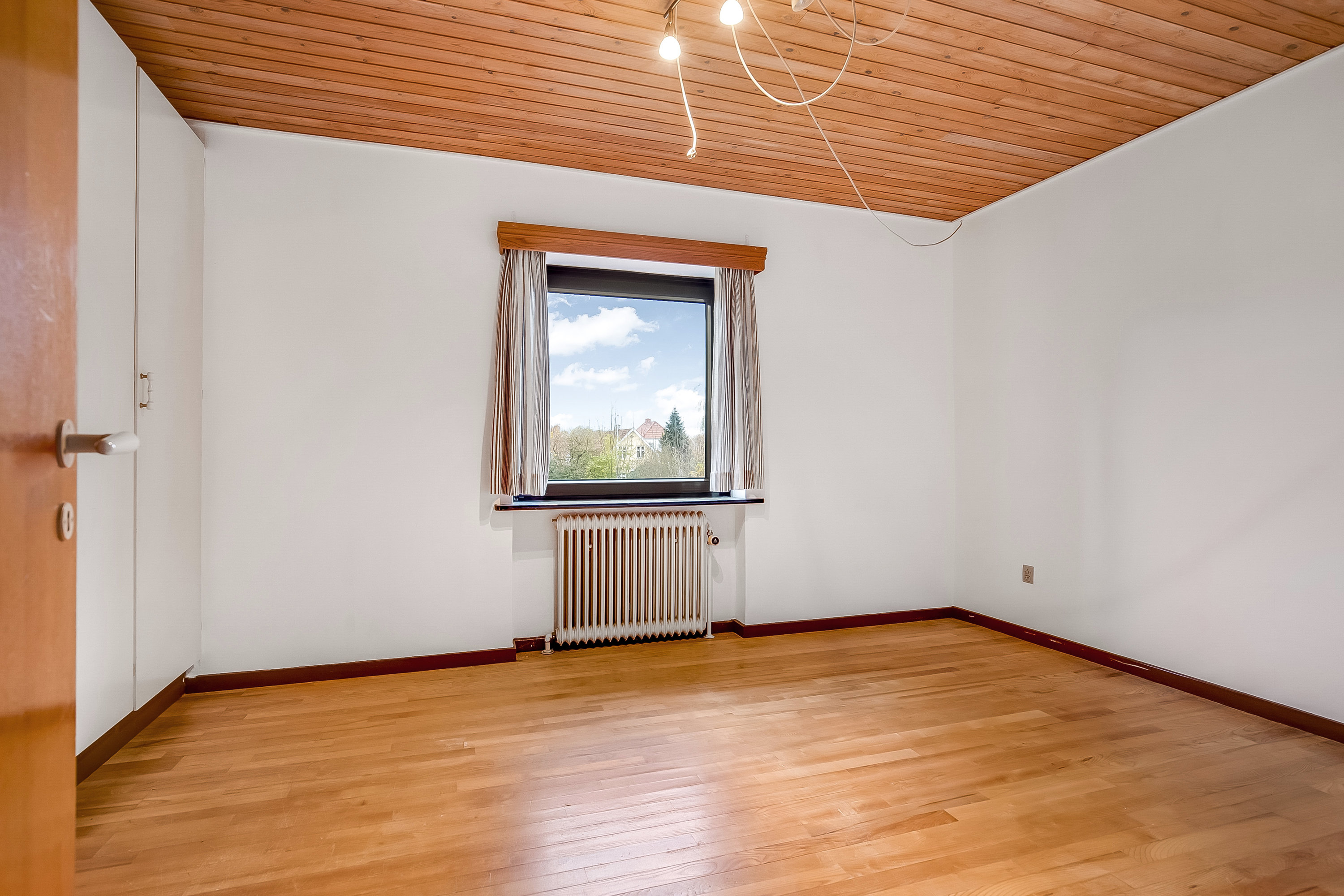 Fremhævet soveværelse billede i fuldskærmstilstand. Billede af Brandorffsvej 4, 6000 Kolding