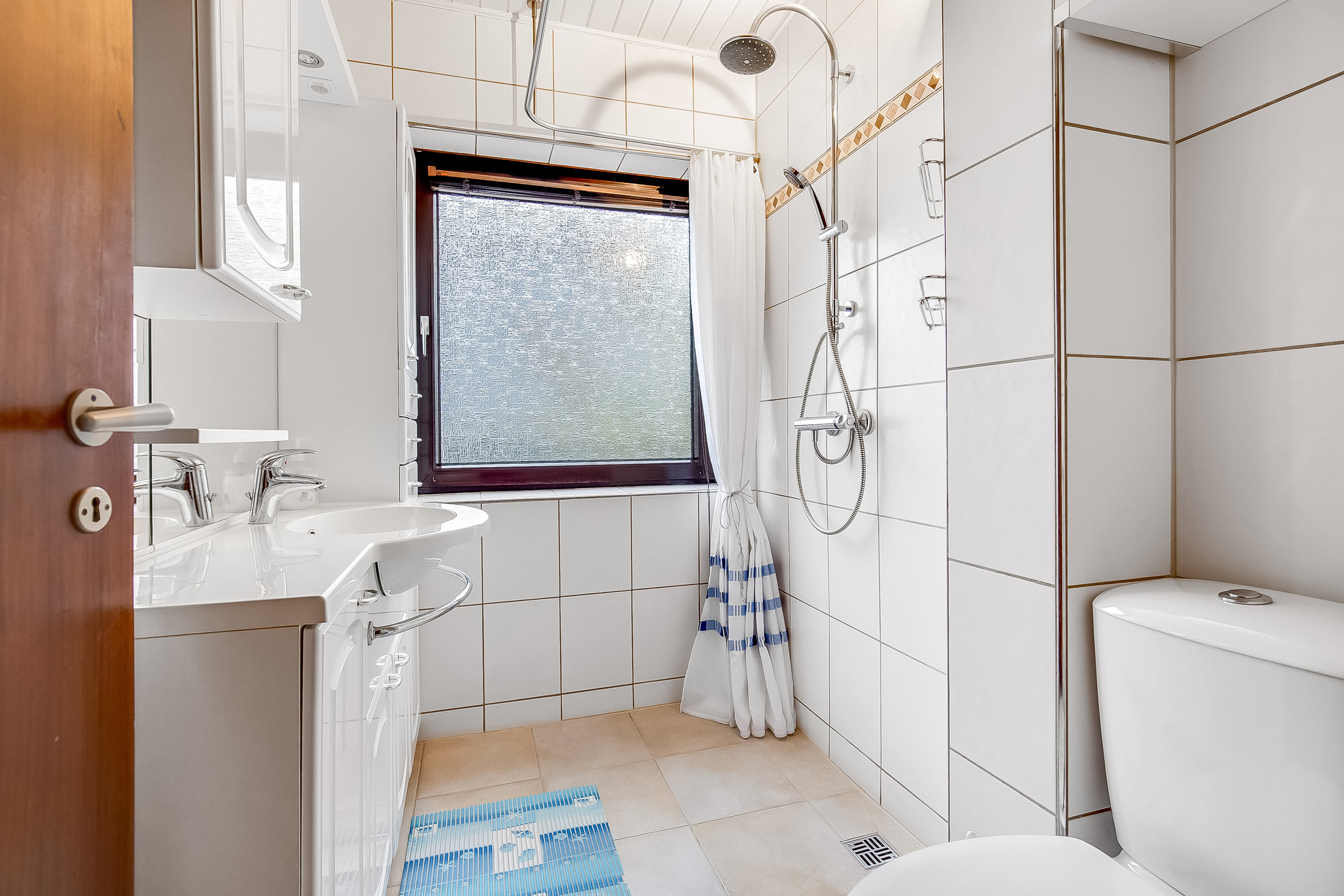 Fremhævet badeværelse billede i fuldskærmstilstand. Billede af Brandorffsvej 4, 6000 Kolding