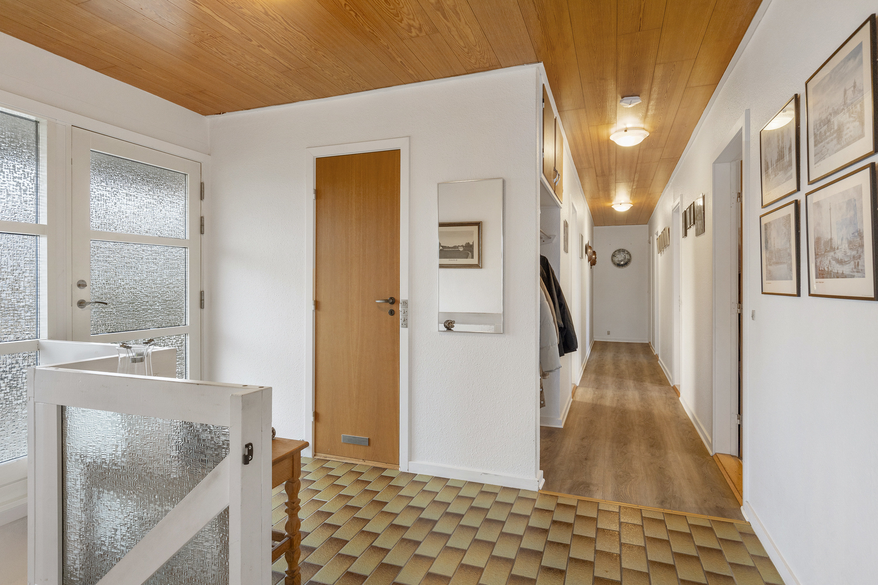 Fremhævet entré billede i fuldskærmstilstand. Billede af Tornerosevej 6, 9700 Brønderslev