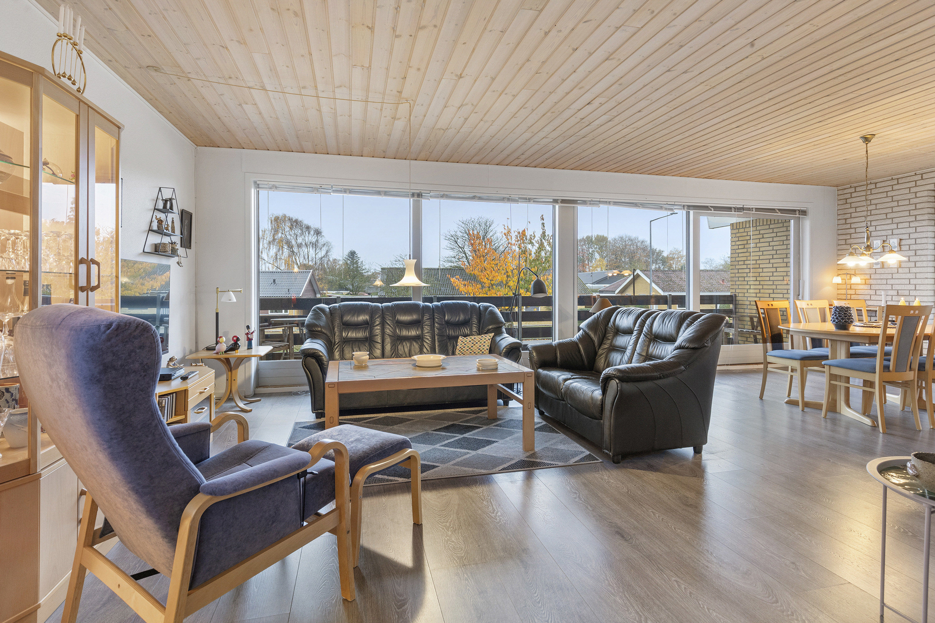 Fremhævet stue billede i fuldskærmstilstand. Billede af Tornerosevej 6, 9700 Brønderslev