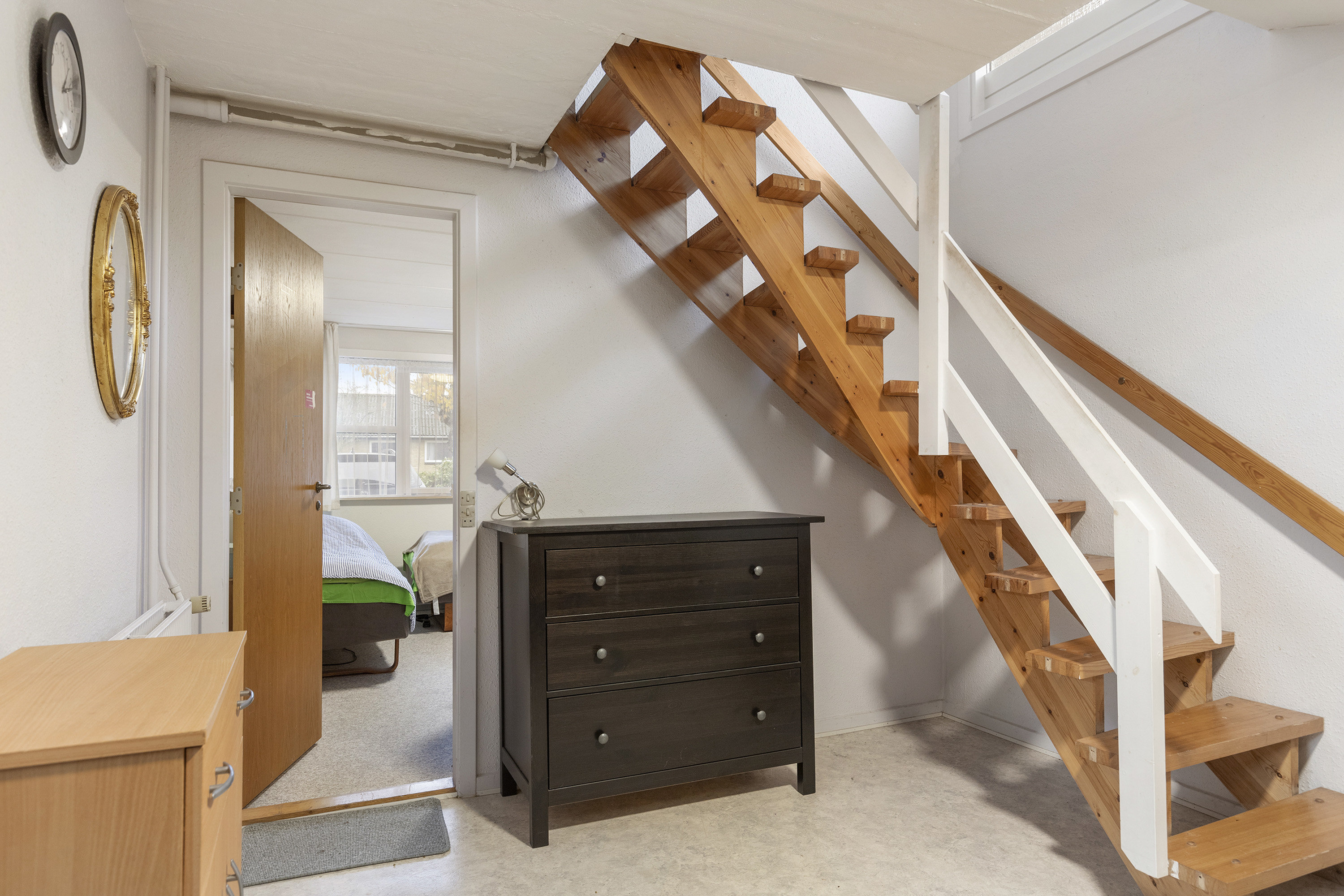 Fremhævet trappe billede i fuldskærmstilstand. Billede af Tornerosevej 6, 9700 Brønderslev