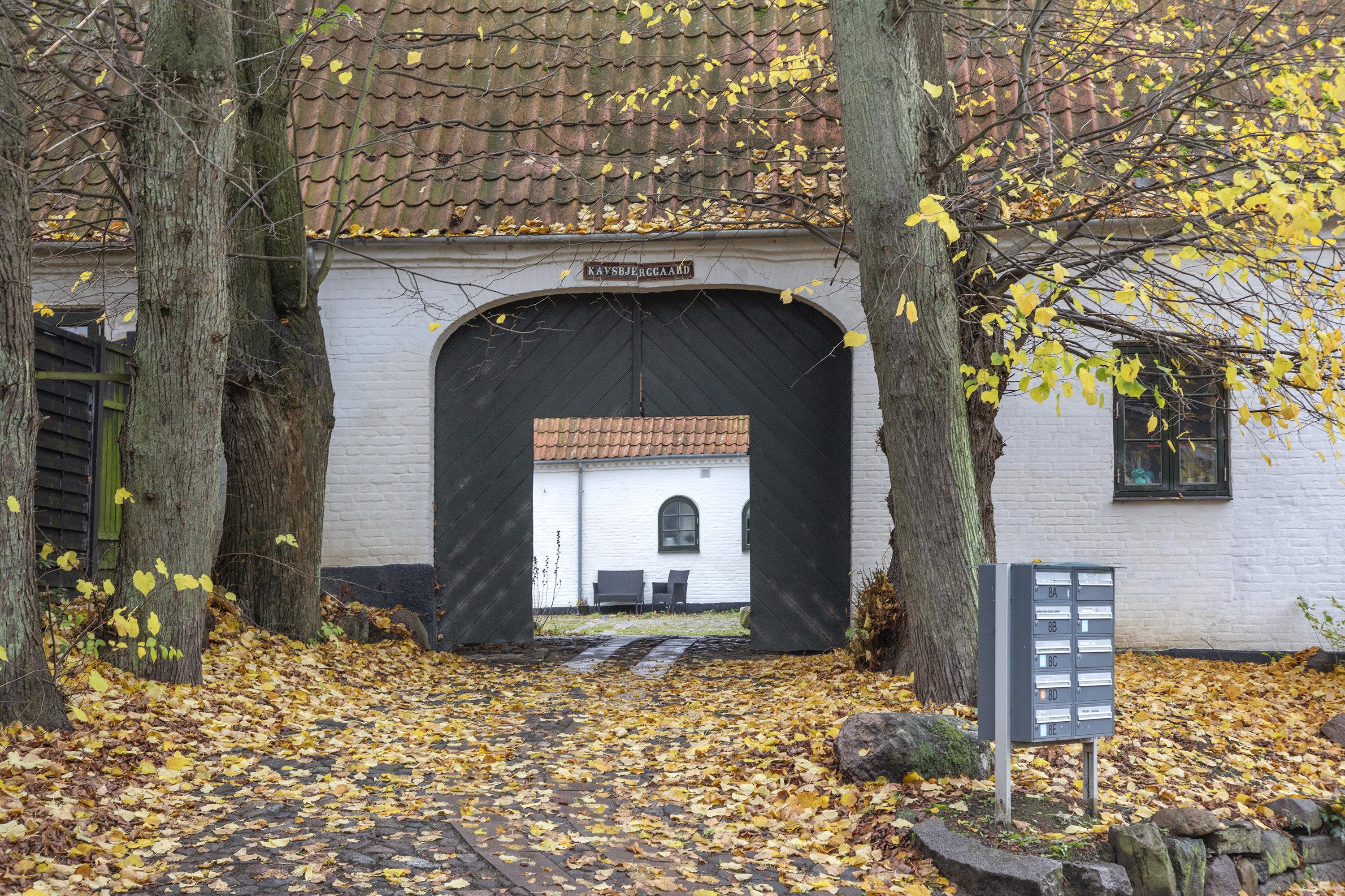 Miniaturebillede 2: set fra vejen. Billede af Gl.Skovlundevej 8H, 2740 Skovlunde