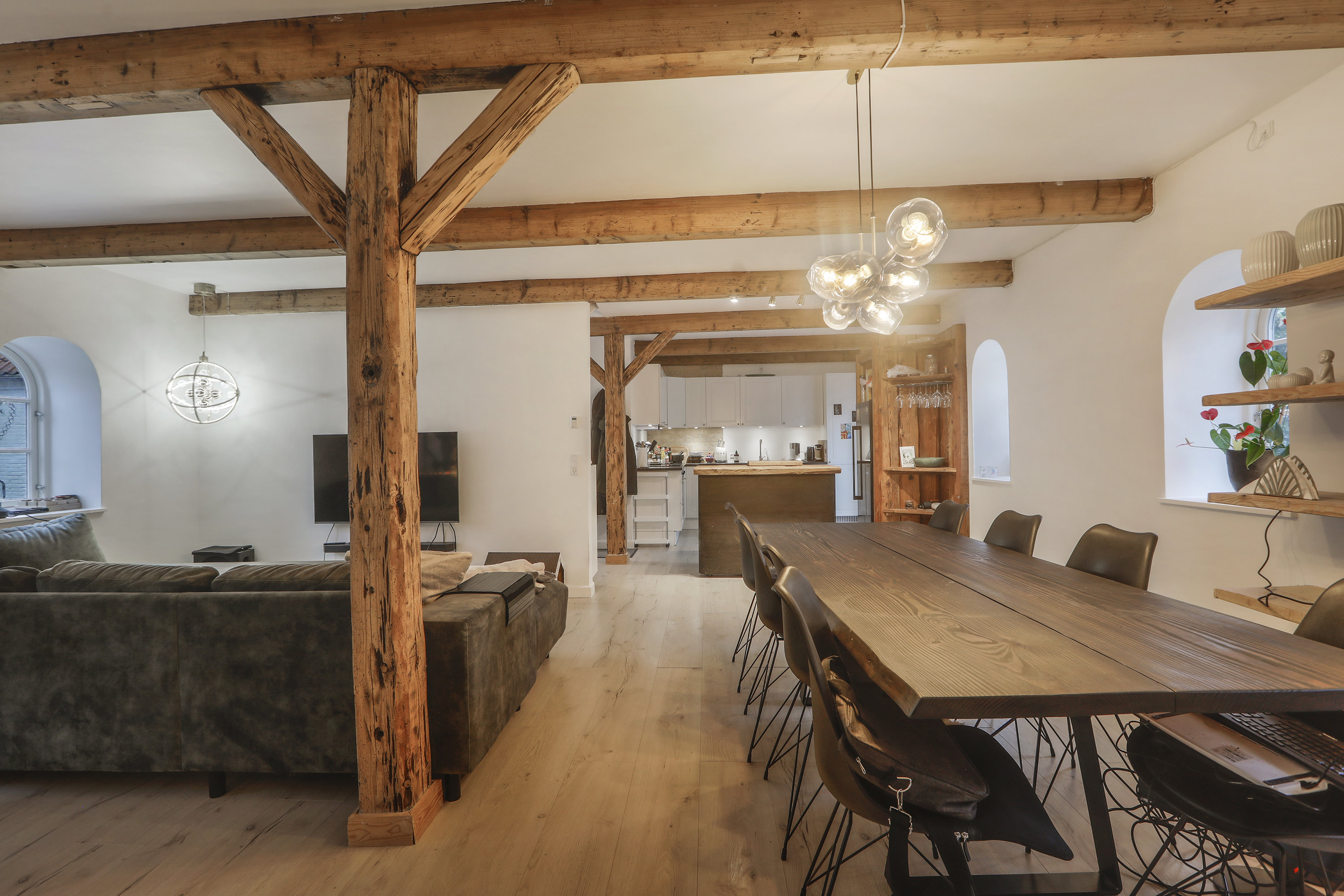 Fremhævet stue billede i fuldskærmstilstand. Billede af Gl.Skovlundevej 8H, 2740 Skovlunde