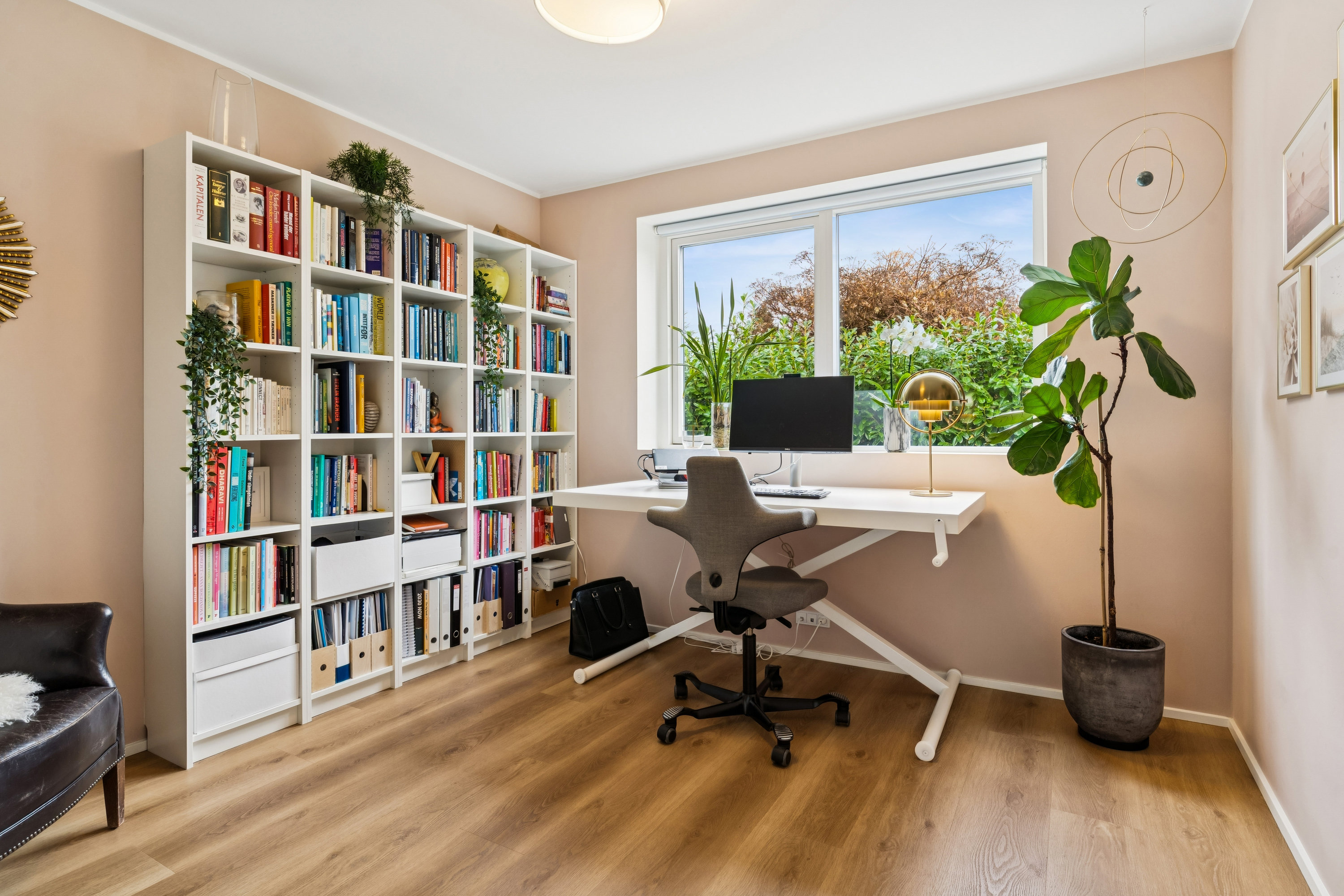 Fremhævet værelse billede i fuldskærmstilstand. Billede af Rødpilevænget 5, 2880 Bagsværd