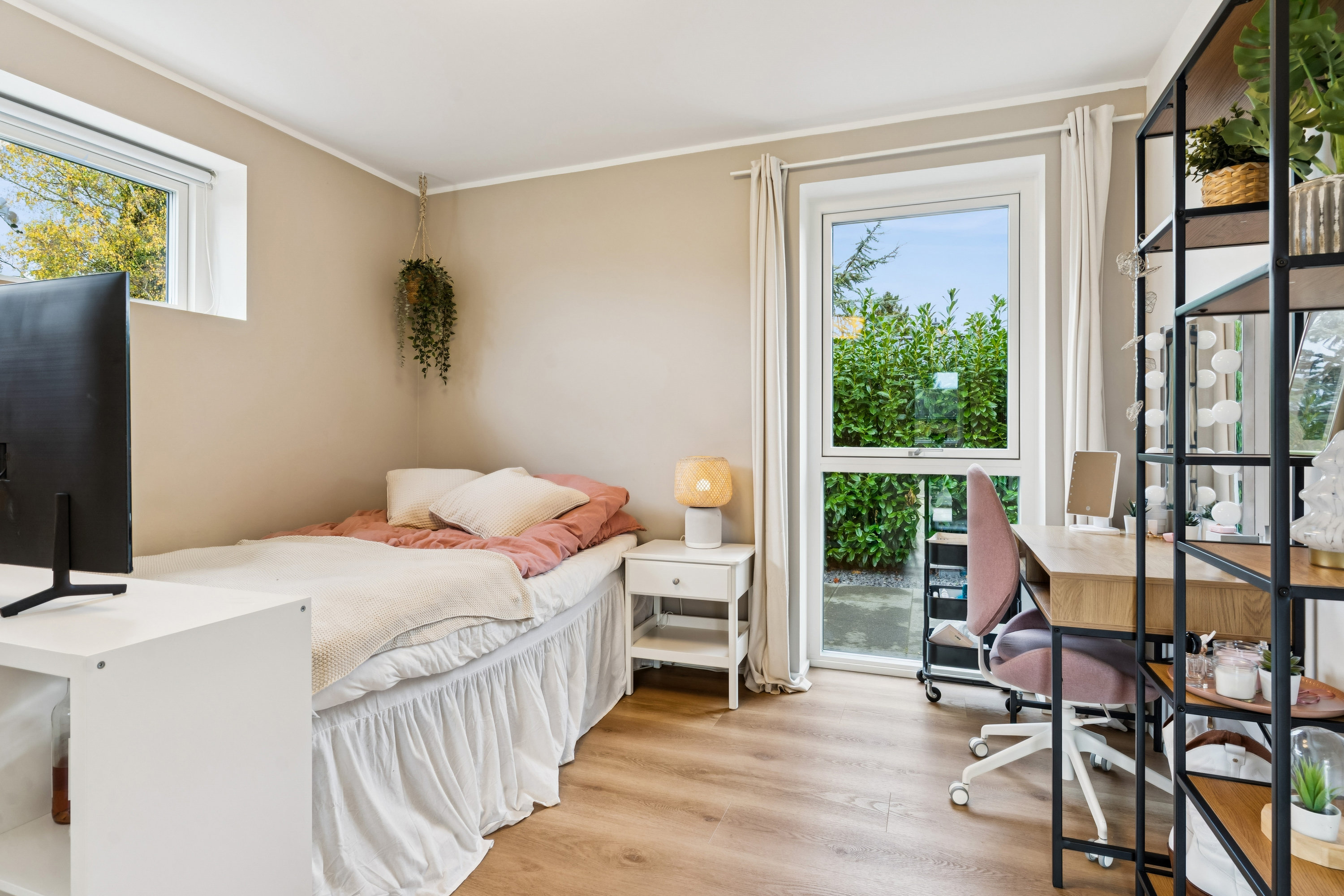 Fremhævet værelse billede i fuldskærmstilstand. Billede af Rødpilevænget 5, 2880 Bagsværd