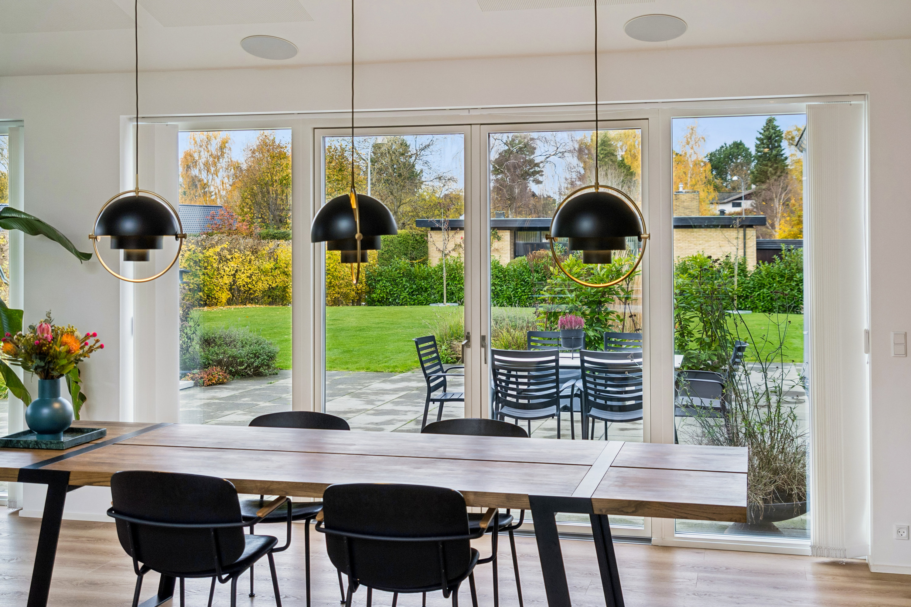 Fremhævet stue billede i fuldskærmstilstand. Billede af Rødpilevænget 5, 2880 Bagsværd