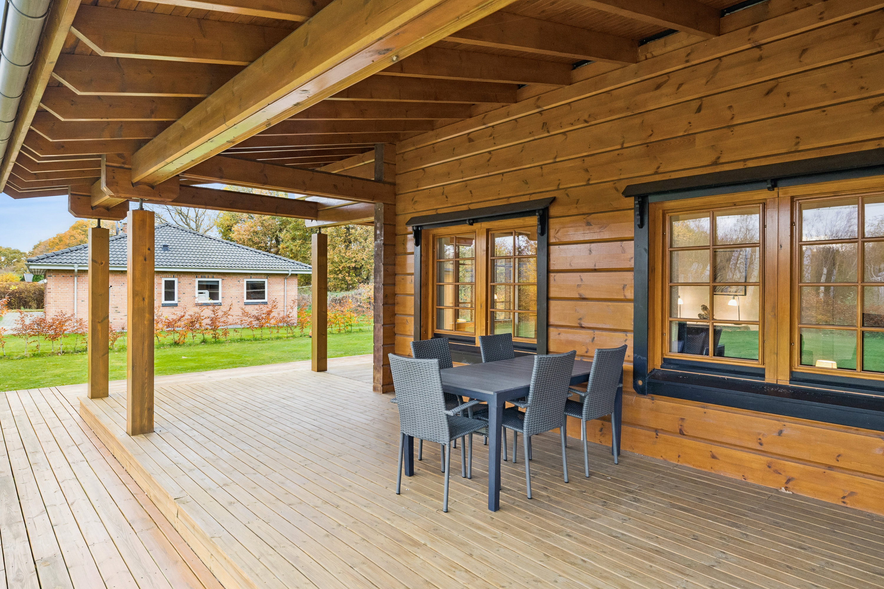 Fremhævet stue billede i fuldskærmstilstand. Billede af Sletten 61, Odde, 9560 Hadsund