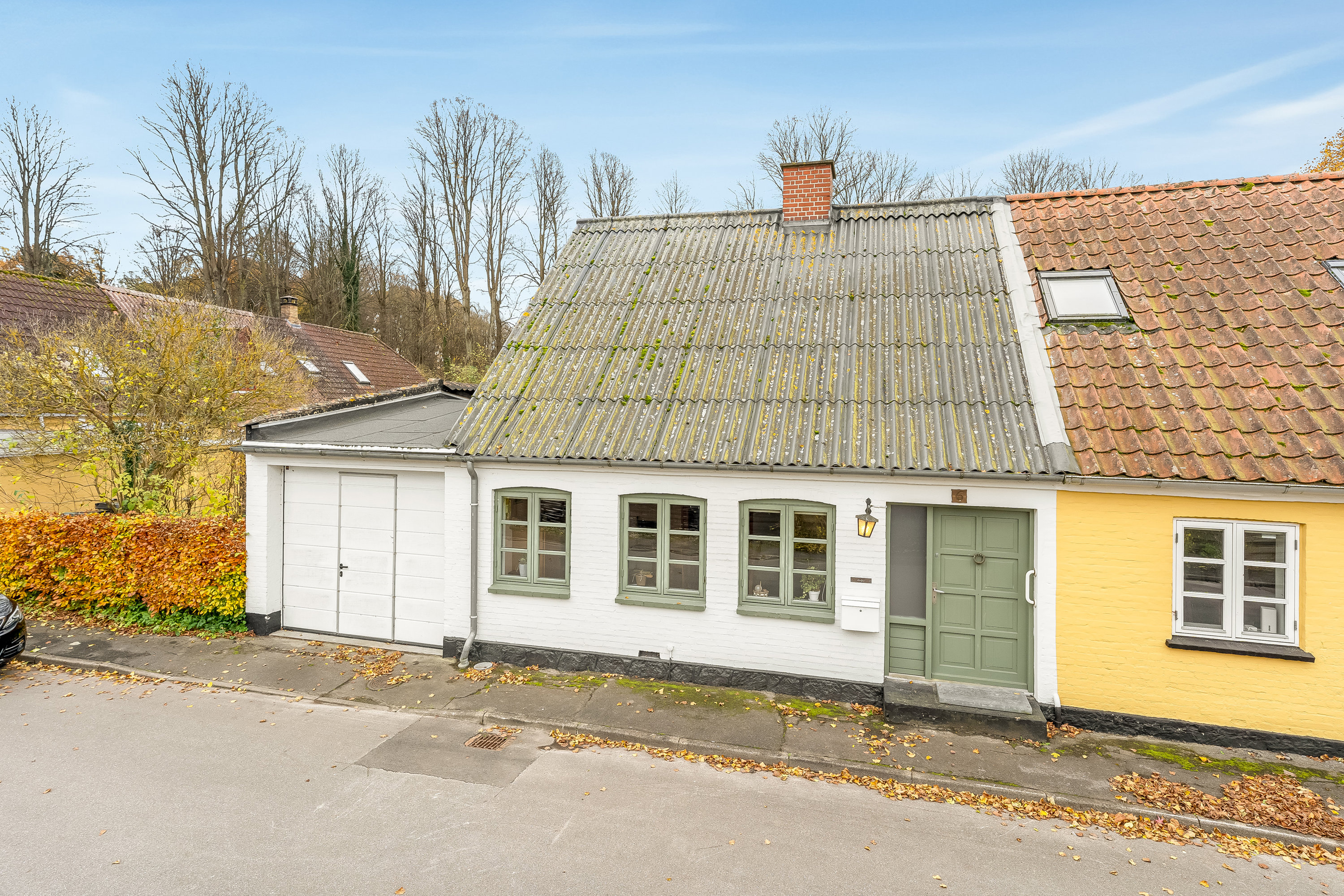 Fremhævet mastefoto billede i fuldskærmstilstand. Billede af Åsmarkegade 6, 4941 Bandholm