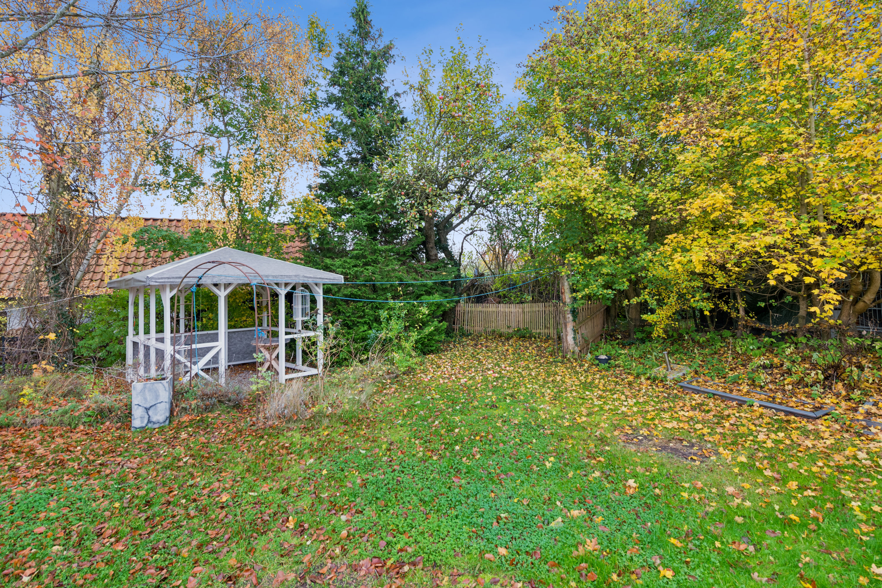 Fremhævet have billede i fuldskærmstilstand. Billede af Nylandsvej 33, 2690 Karlslunde