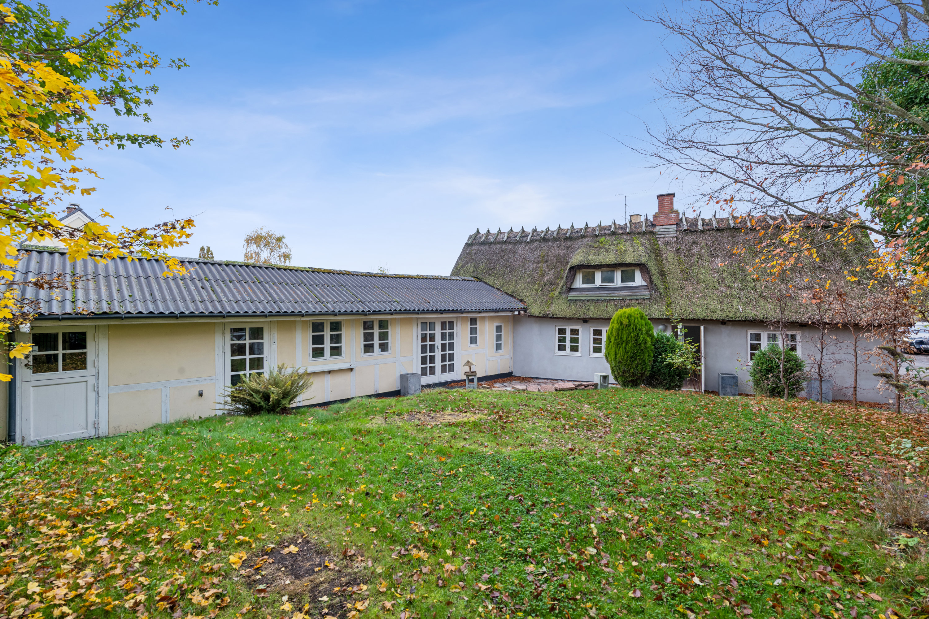 Fremhævet haven billede i fuldskærmstilstand. Billede af Nylandsvej 33, 2690 Karlslunde