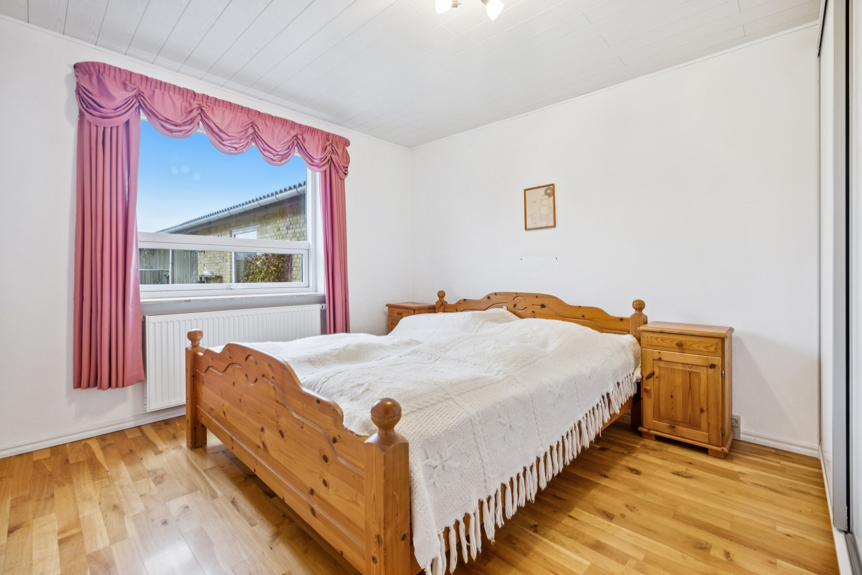 Fremhævet værelse billede i fuldskærmstilstand. Billede af Løkkenvej 23, 9490 Pandrup