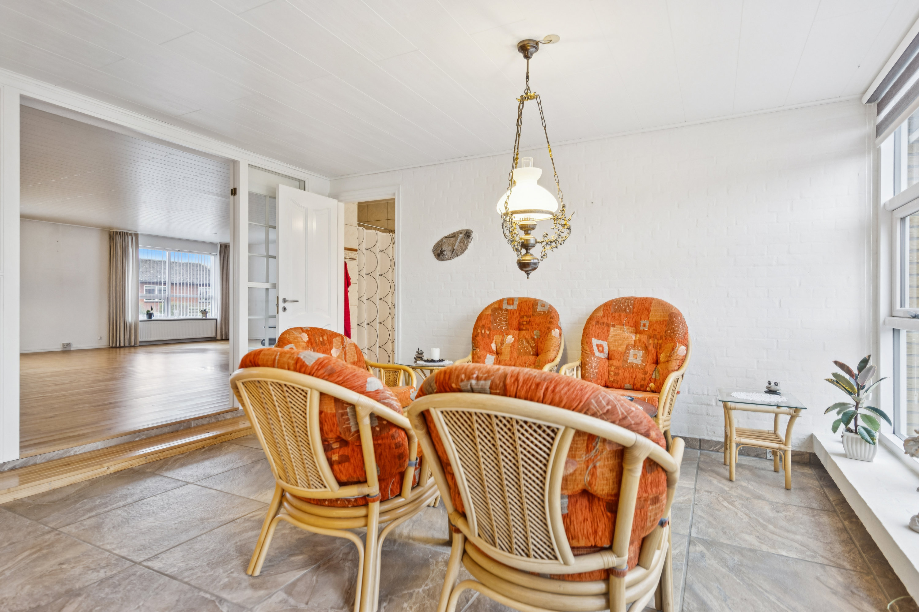 Fremhævet stue billede i fuldskærmstilstand. Billede af Løkkenvej 23, 9490 Pandrup