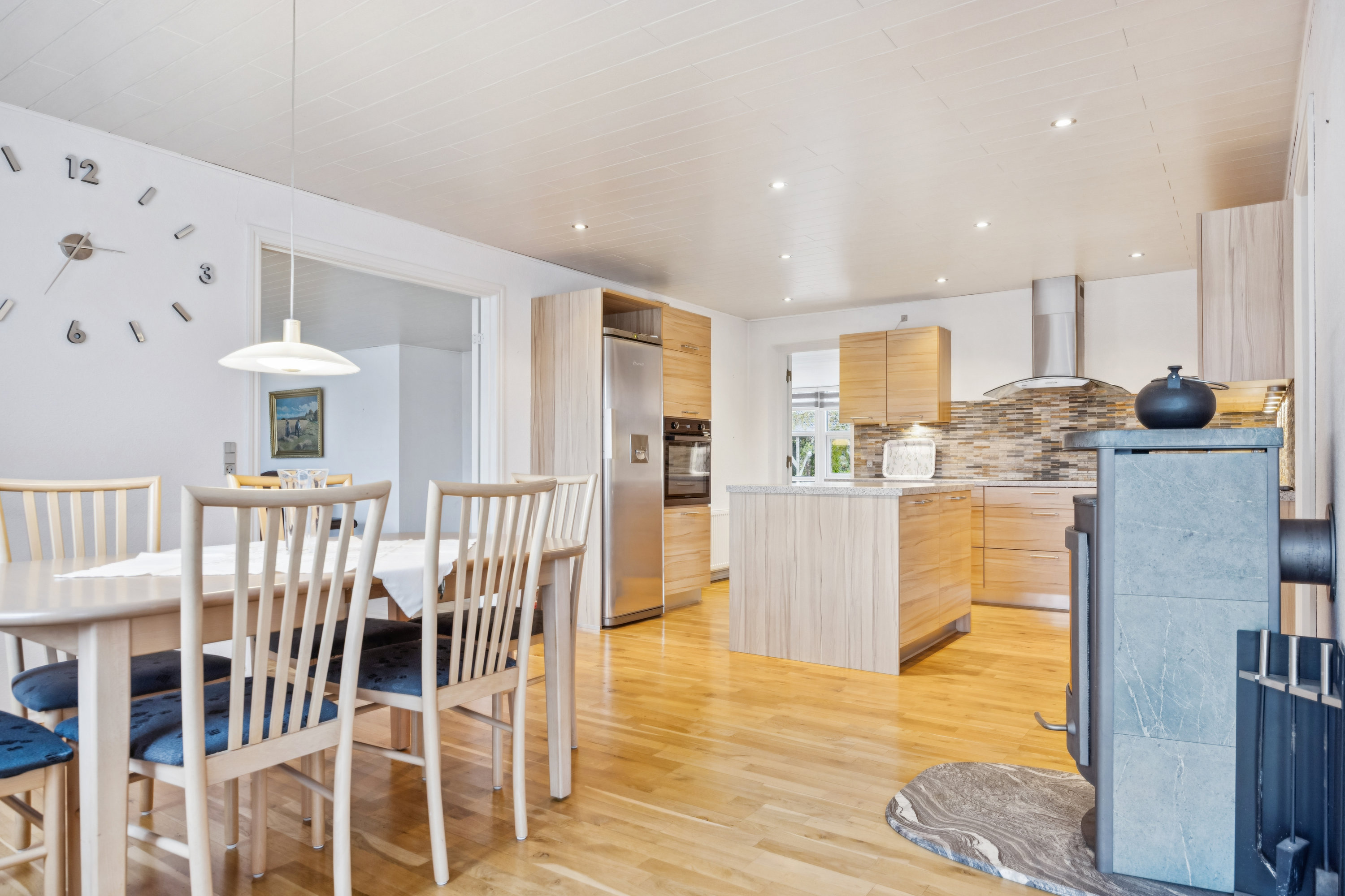 Fremhævet køkken billede i fuldskærmstilstand. Billede af Løkkenvej 23, 9490 Pandrup