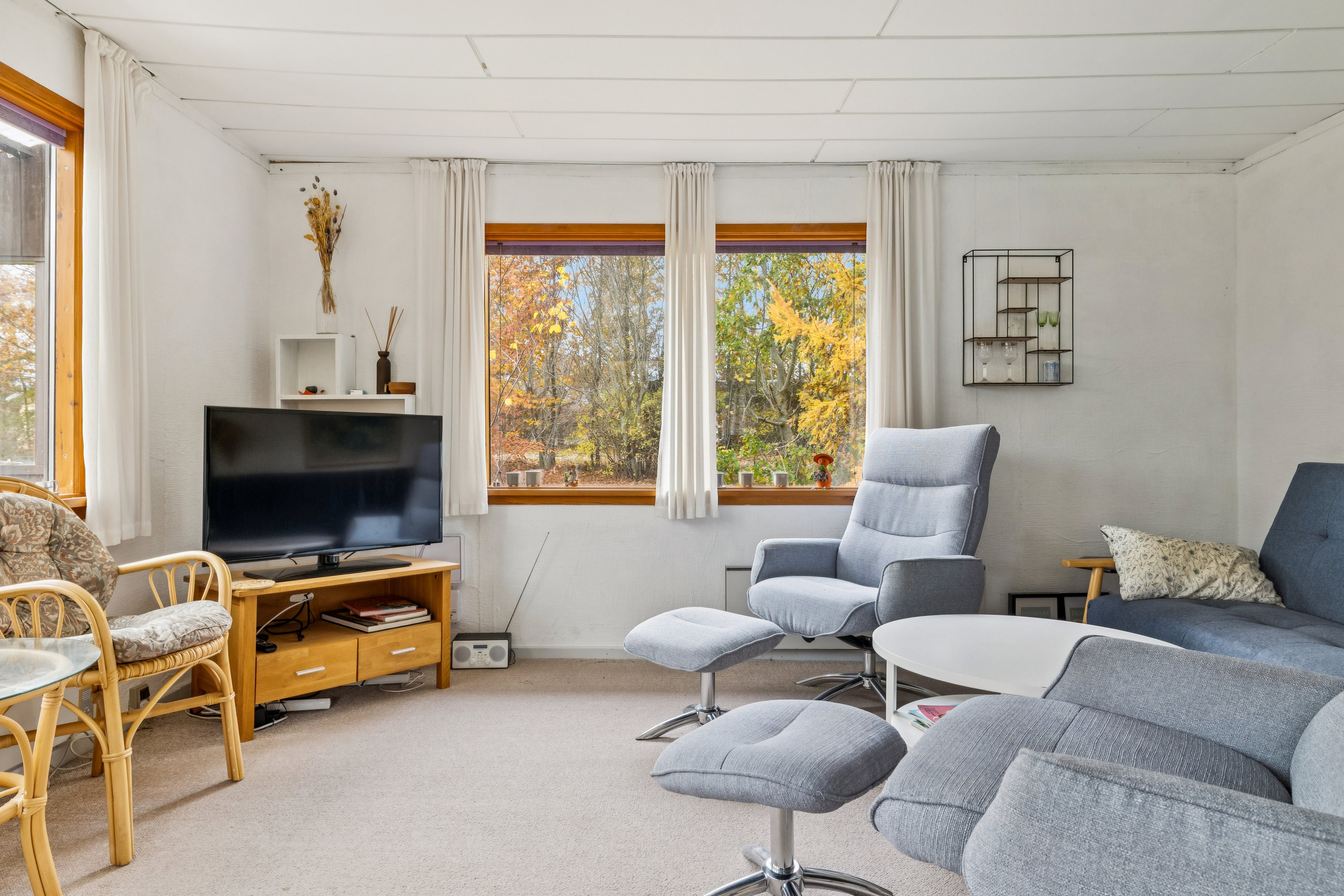 Fremhævet stue billede i fuldskærmstilstand. Billede af Hestehaven 7, Øster Hurup, 9560 Hadsund