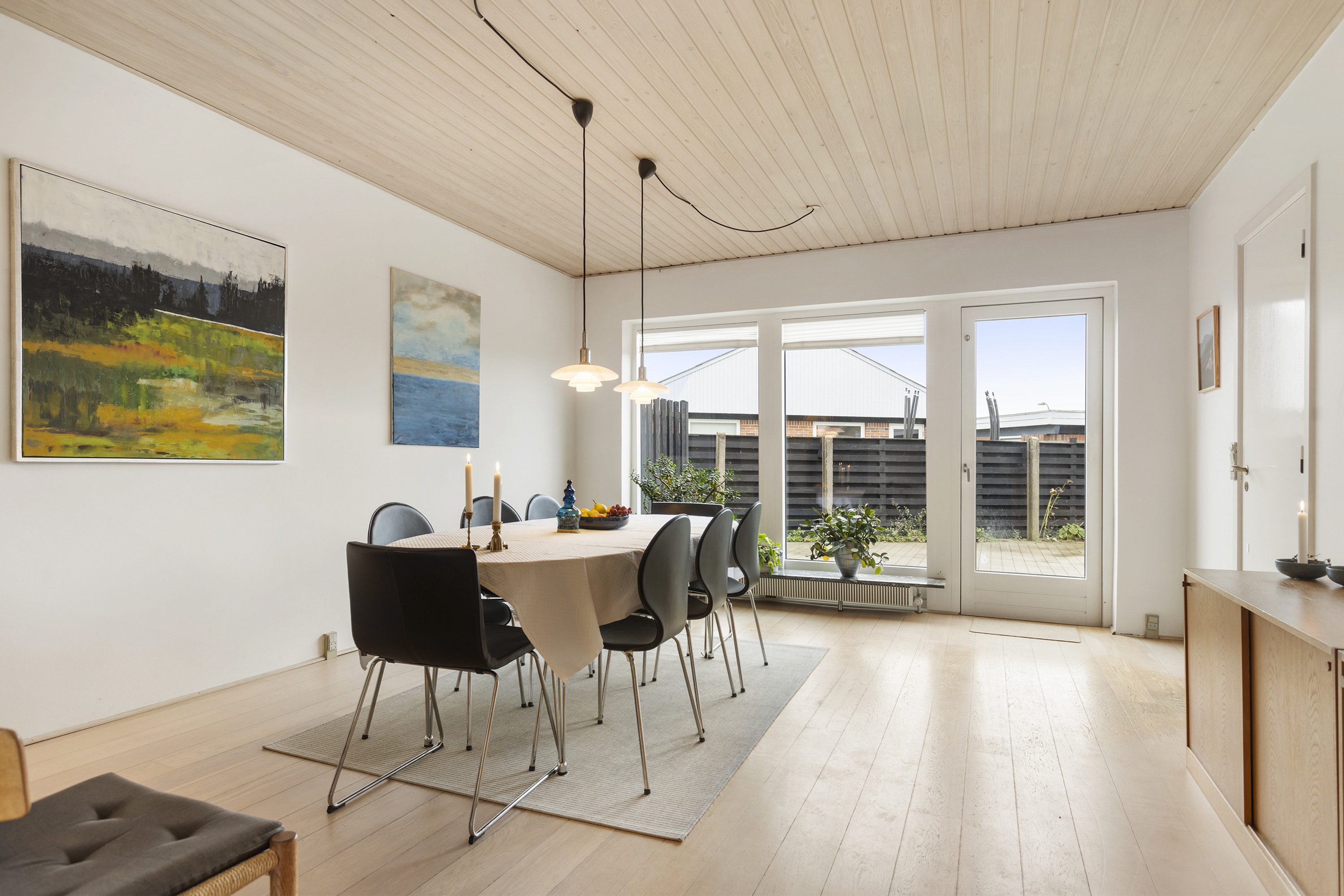 Fremhævet stue billede i fuldskærmstilstand. Billede af Uranienborgvej 18, 9900 Frederikshavn