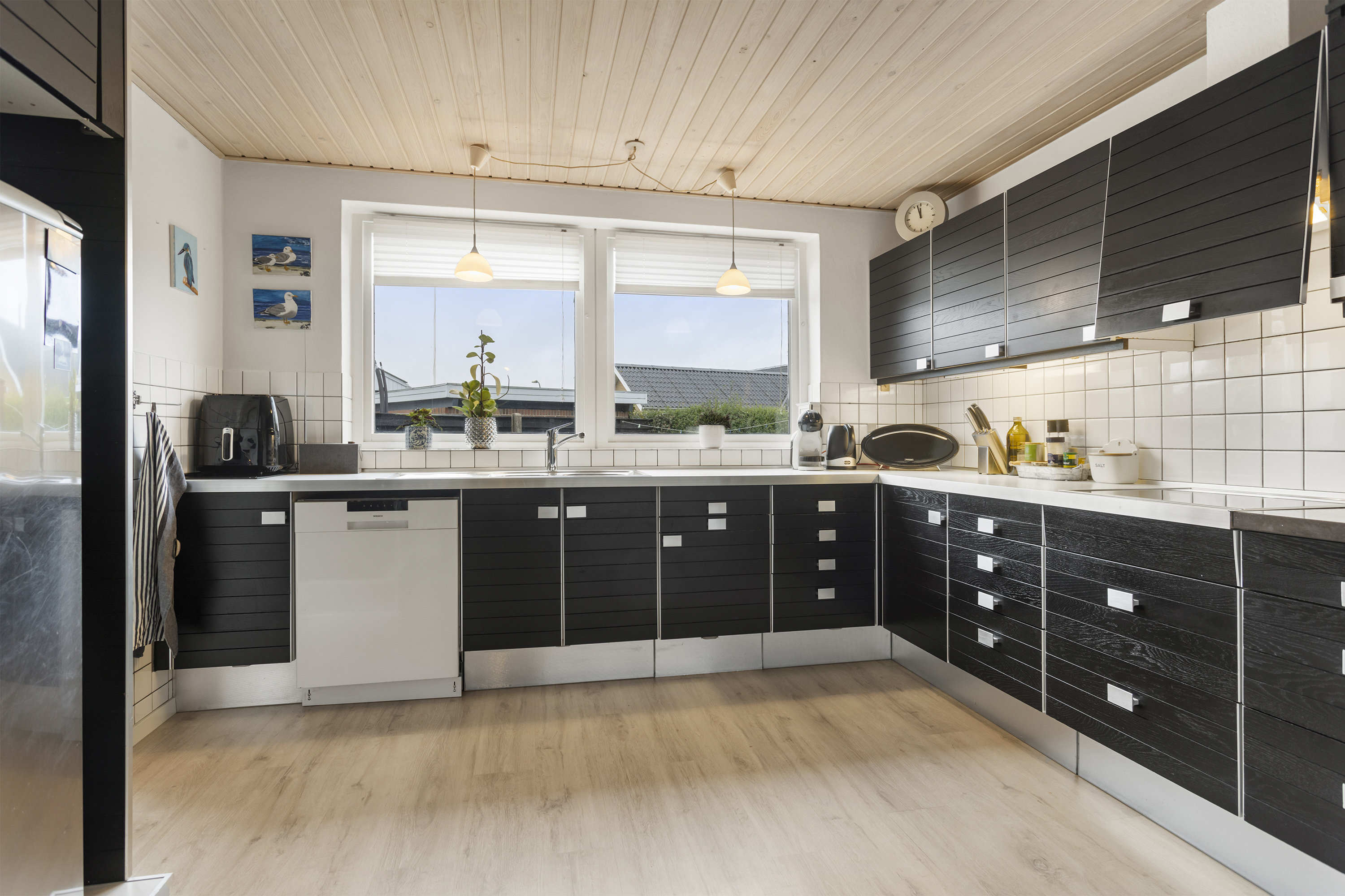 Fremhævet køkken billede i fuldskærmstilstand. Billede af Uranienborgvej 18, 9900 Frederikshavn