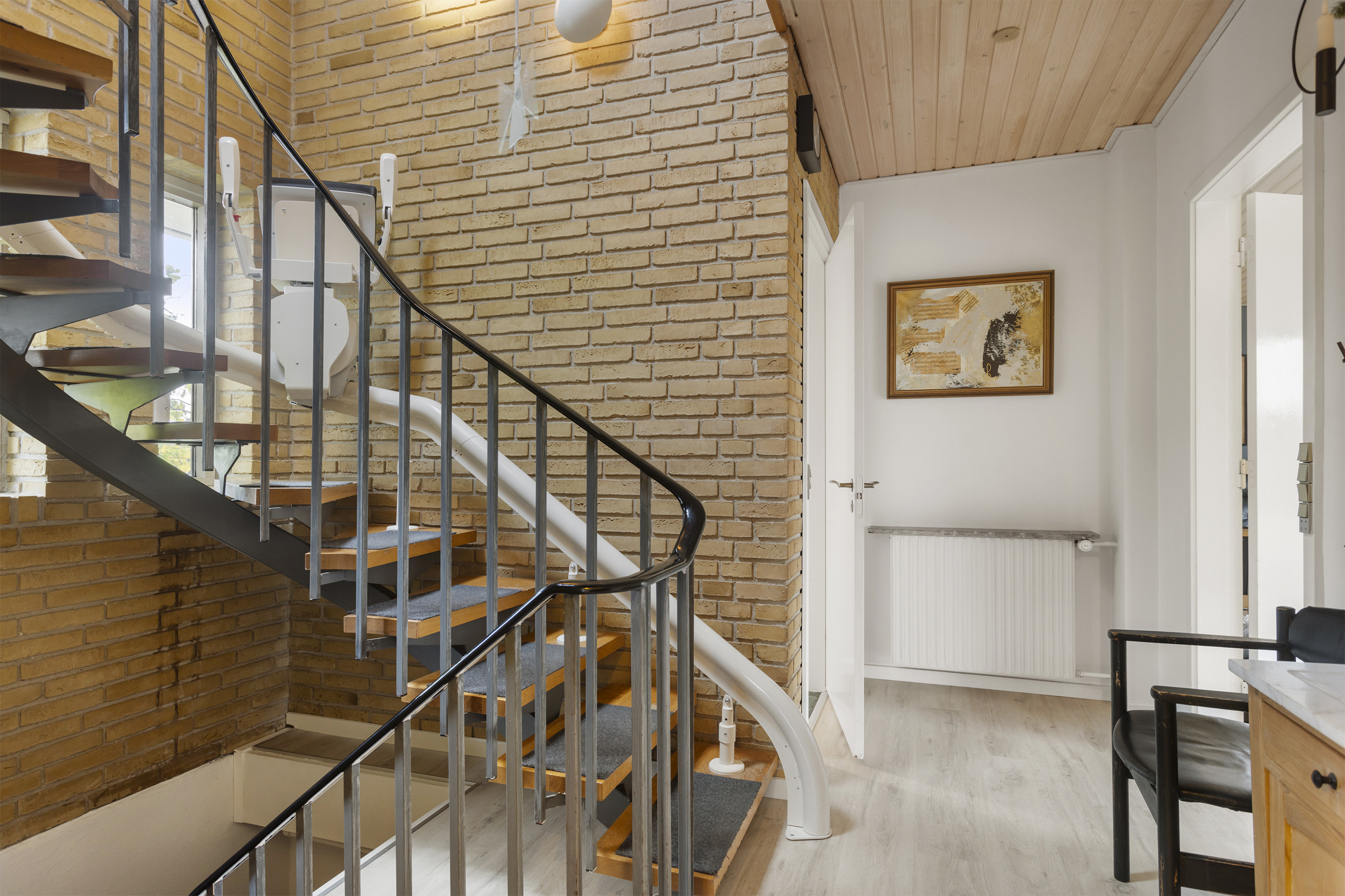 Fremhævet trappe billede i fuldskærmstilstand. Billede af Uranienborgvej 18, 9900 Frederikshavn