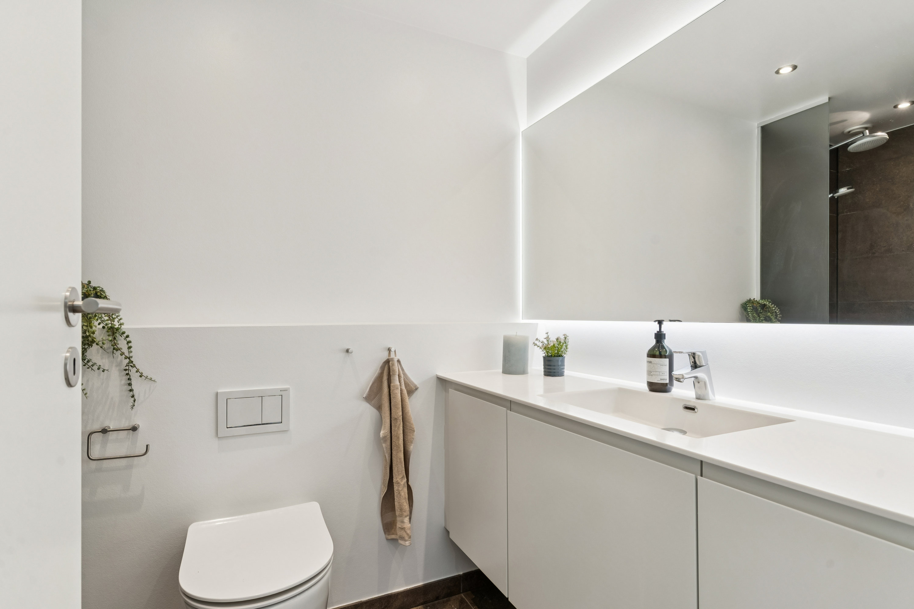 Fremhævet badeværelse billede i fuldskærmstilstand. Billede af Pinievej 48, 2880 Bagsværd