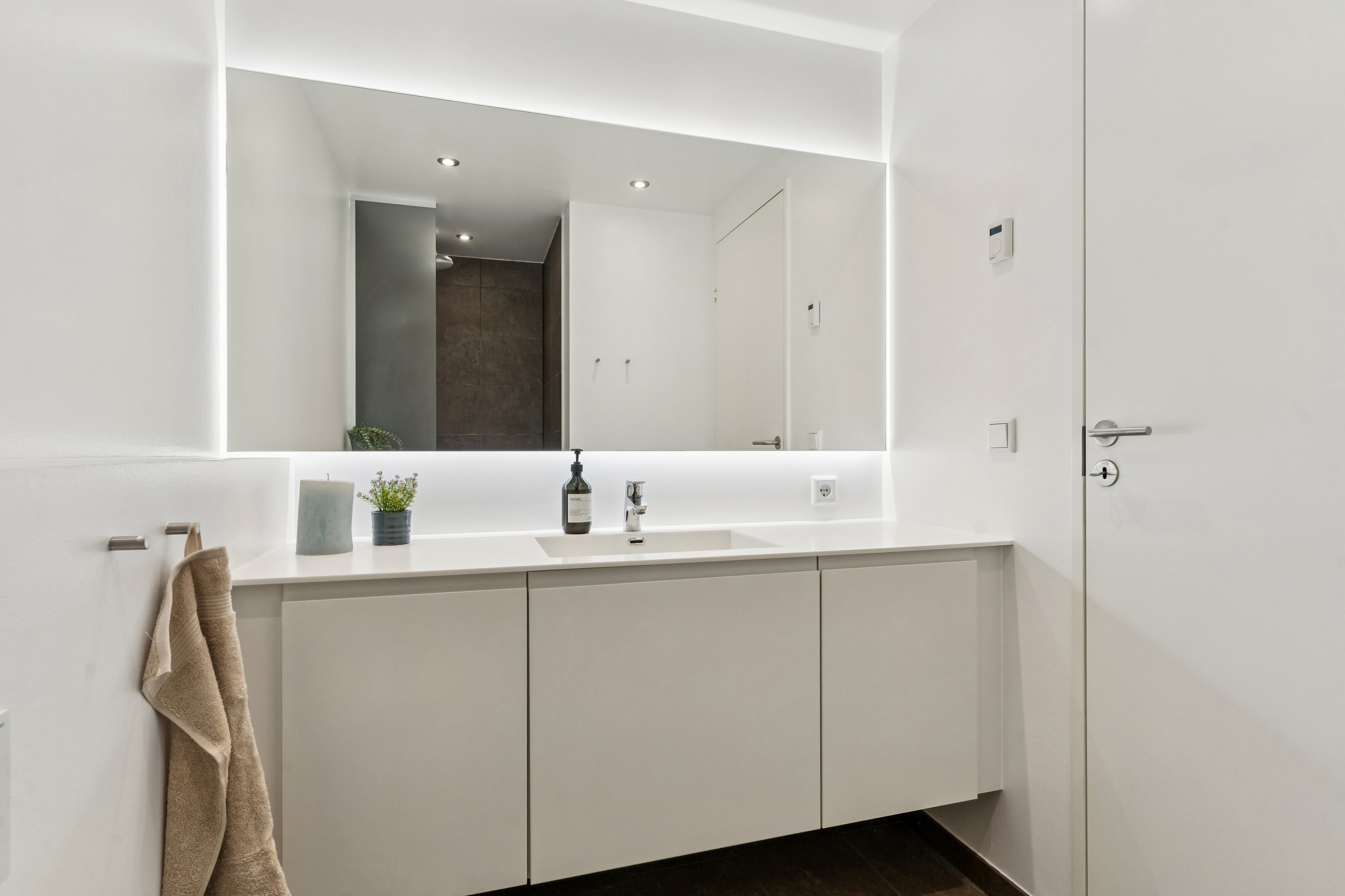 Fremhævet badeværelse billede i fuldskærmstilstand. Billede af Pinievej 48, 2880 Bagsværd