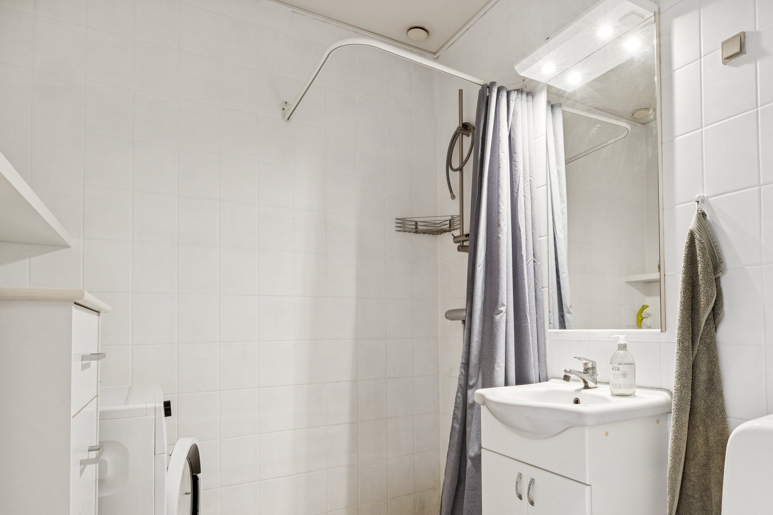 Fremhævet badeværelse billede i fuldskærmstilstand. Billede af Grønnegården 612B, 2670 Greve