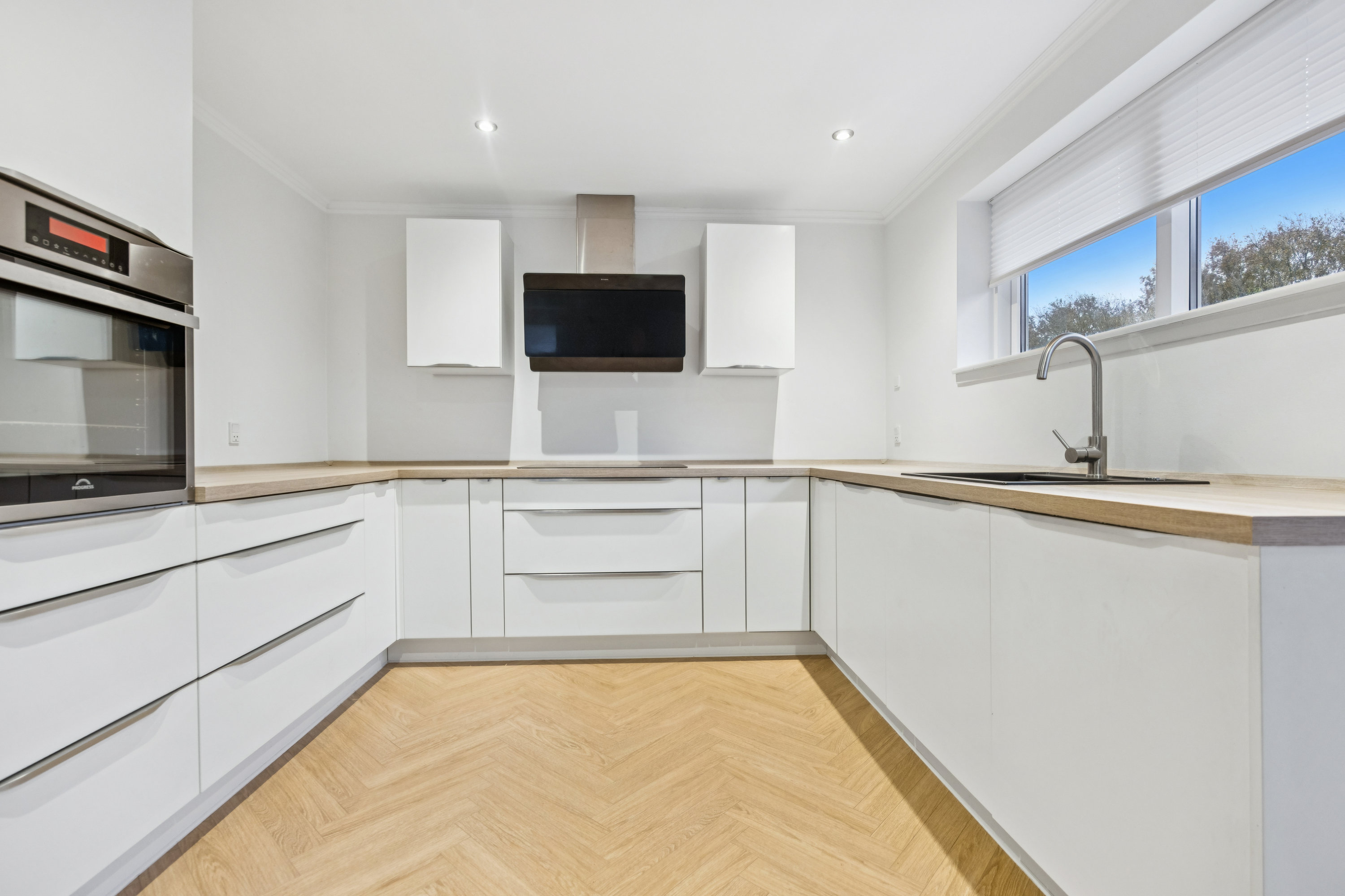 Fremhævet køkken billede i fuldskærmstilstand. Billede af Jacobsvej 4, 9490 Pandrup