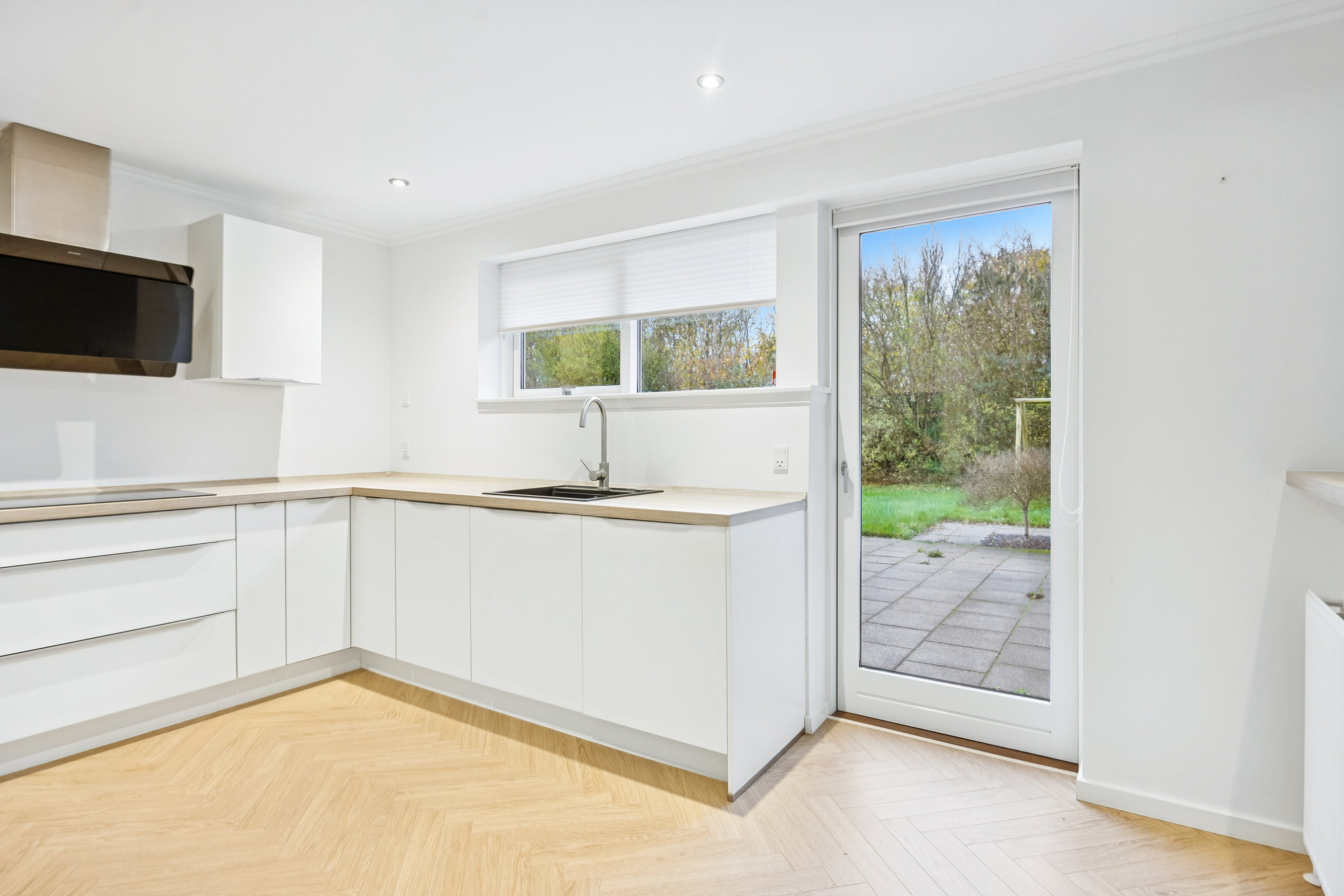 Fremhævet køkken billede i fuldskærmstilstand. Billede af Jacobsvej 4, 9490 Pandrup