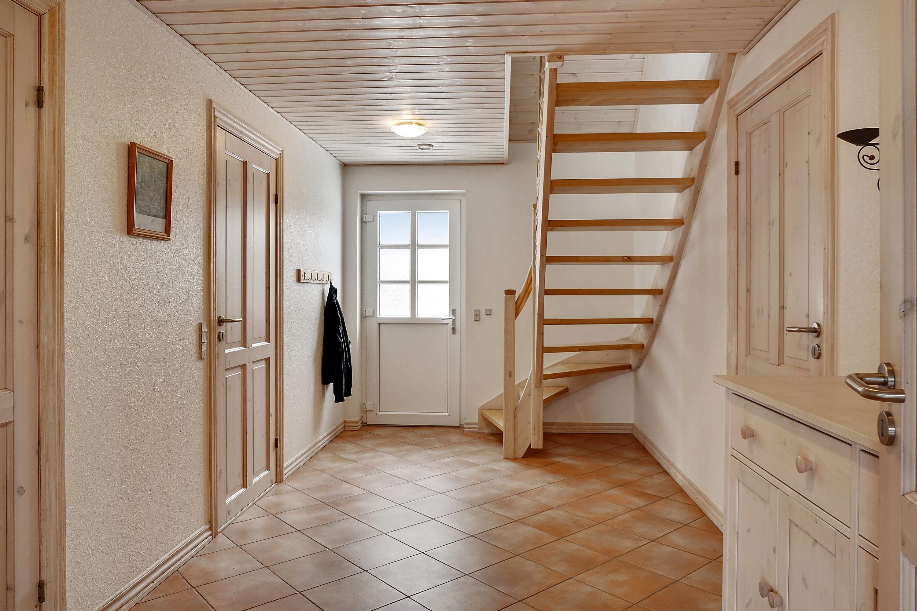 Fremhævet gang billede i fuldskærmstilstand. Billede af Præstebakken 3, Sparkær, 8800 Viborg