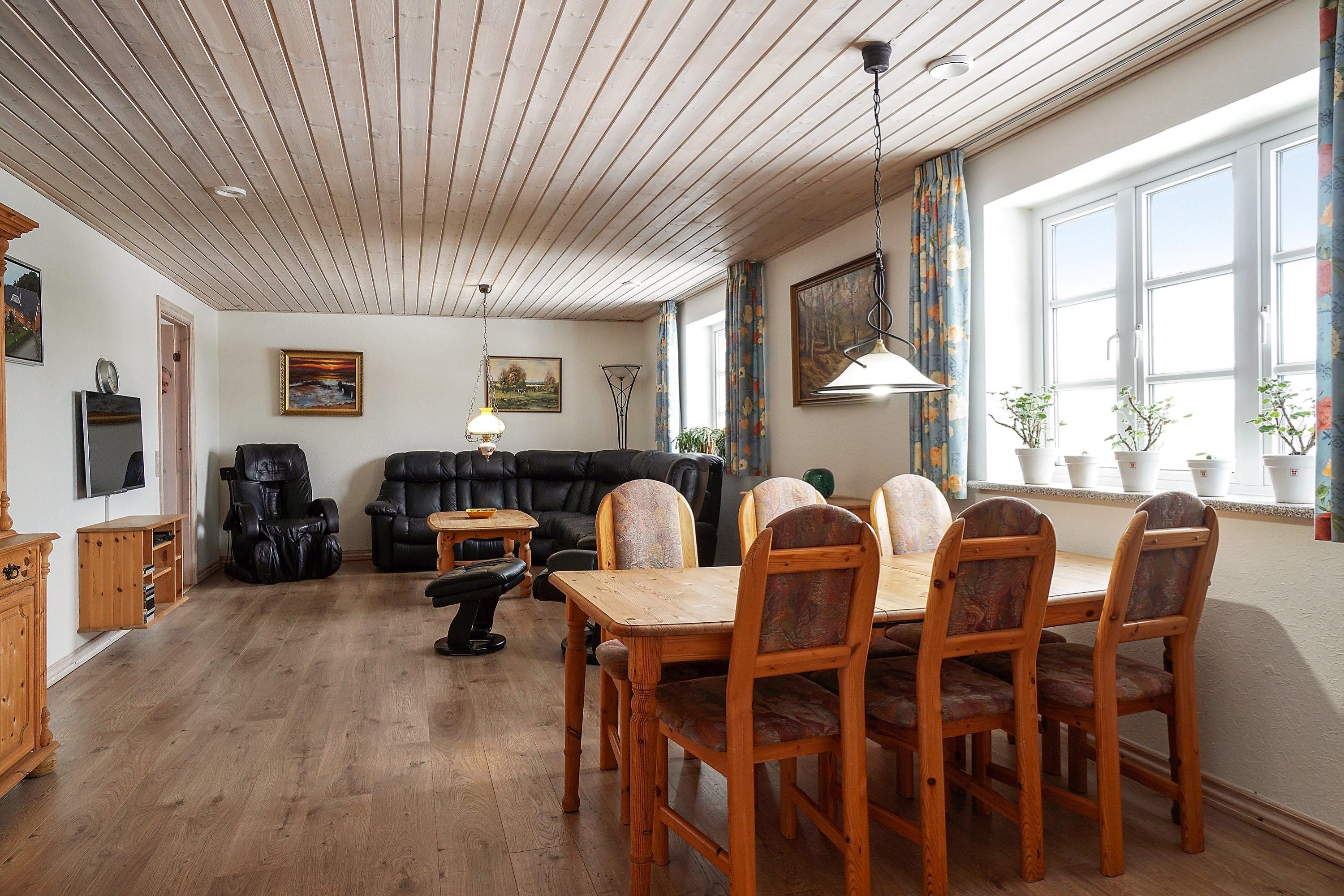 Fremhævet stue billede i fuldskærmstilstand. Billede af Præstebakken 3, Sparkær, 8800 Viborg