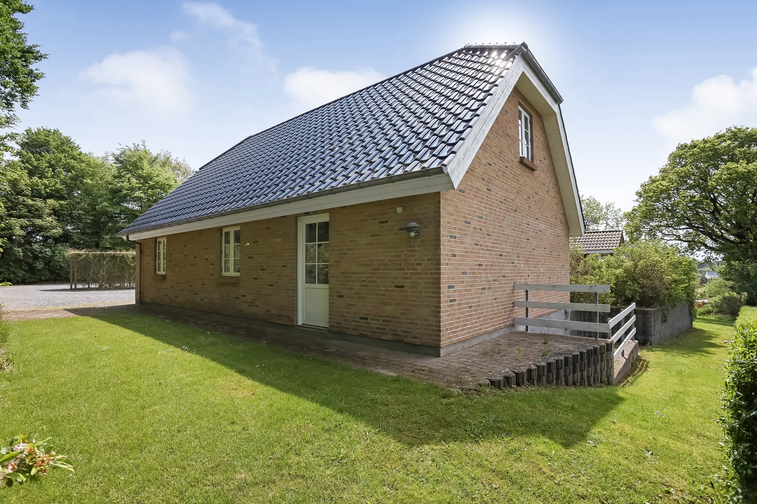 Fremhævet ejendommen billede i fuldskærmstilstand. Billede af Præstebakken 3, Sparkær, 8800 Viborg