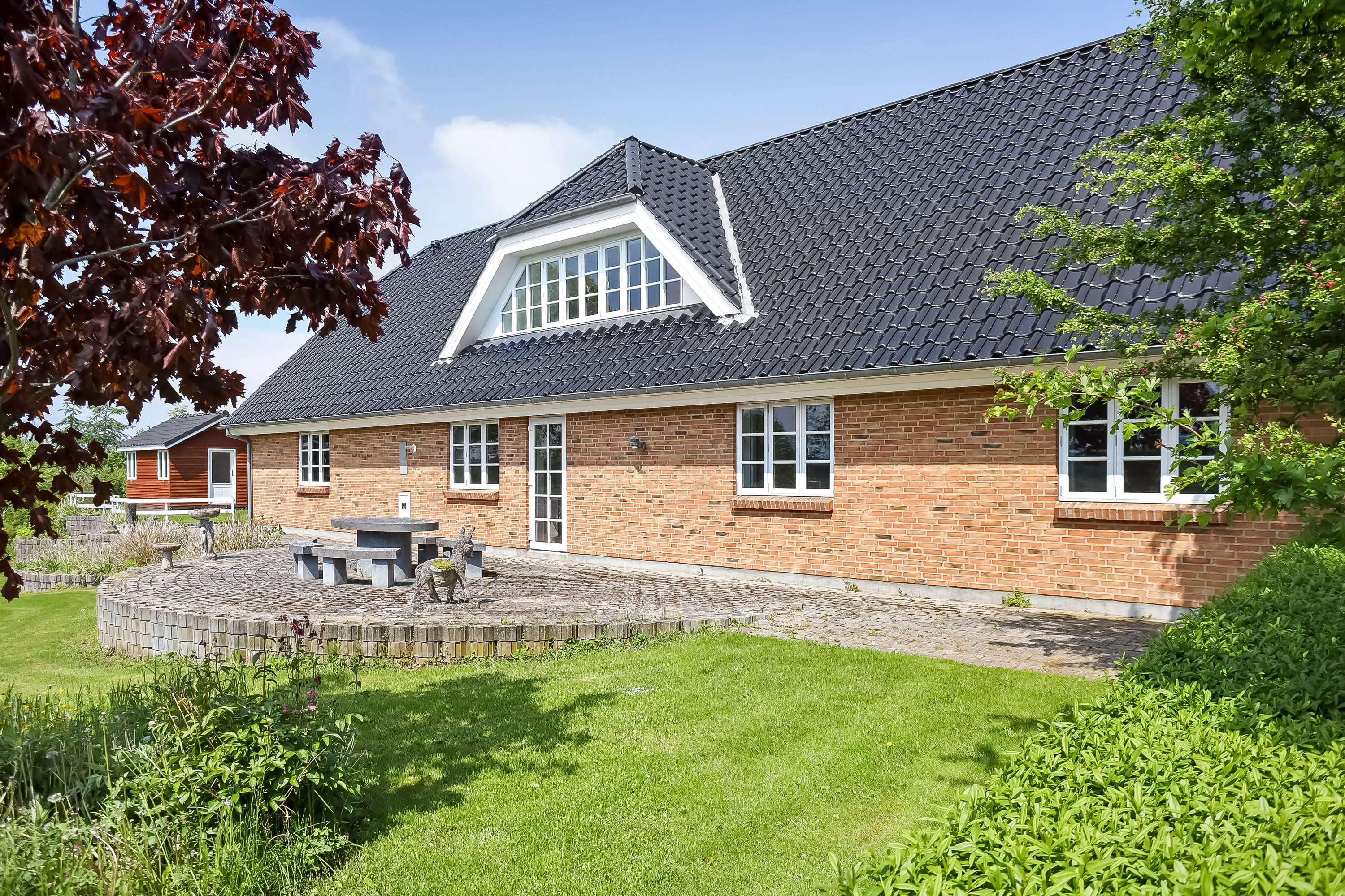 Fremhævet terrasse billede i fuldskærmstilstand. Billede af Præstebakken 3, Sparkær, 8800 Viborg