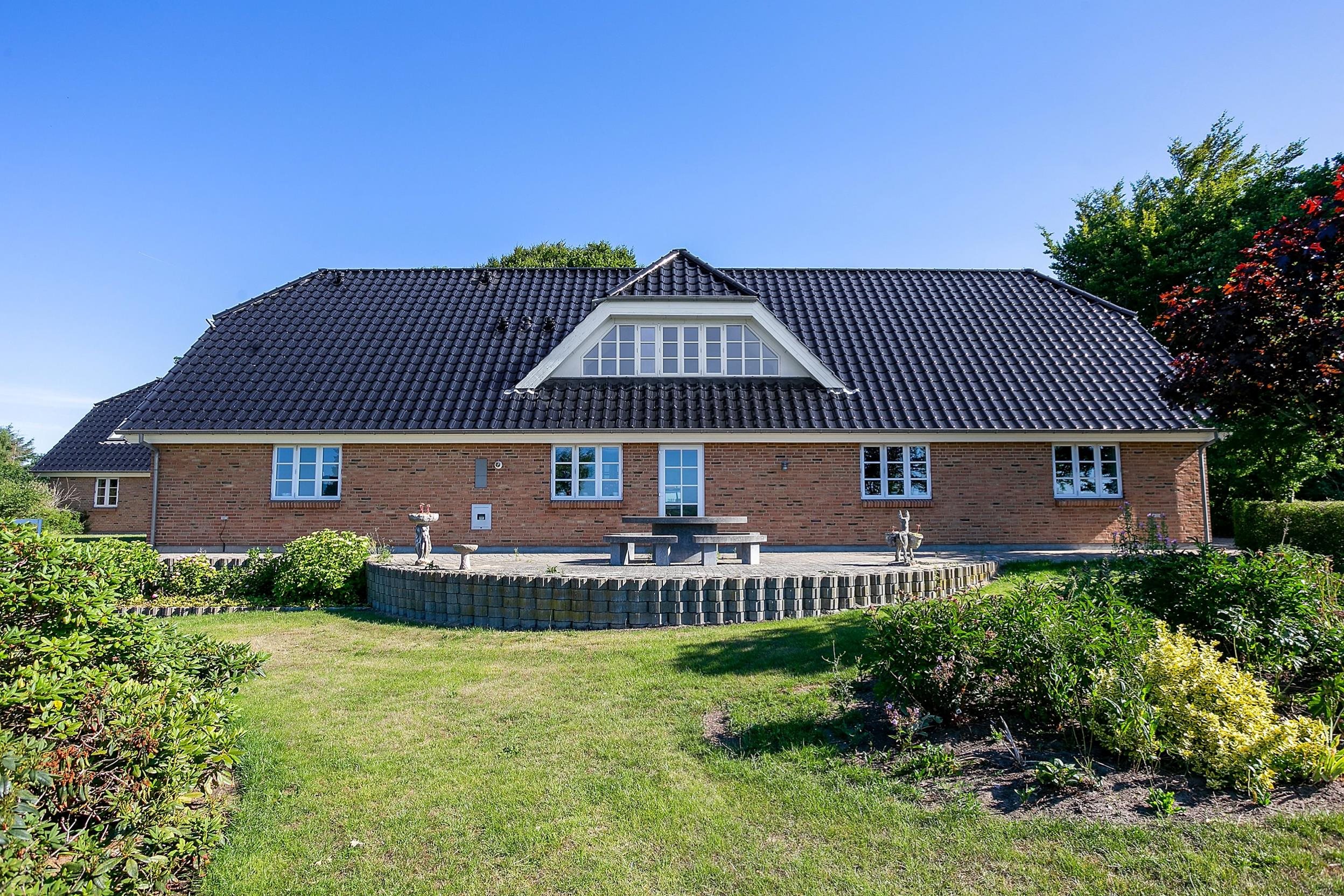 Fremhævet ejendommen billede i fuldskærmstilstand. Billede af Præstebakken 3, Sparkær, 8800 Viborg