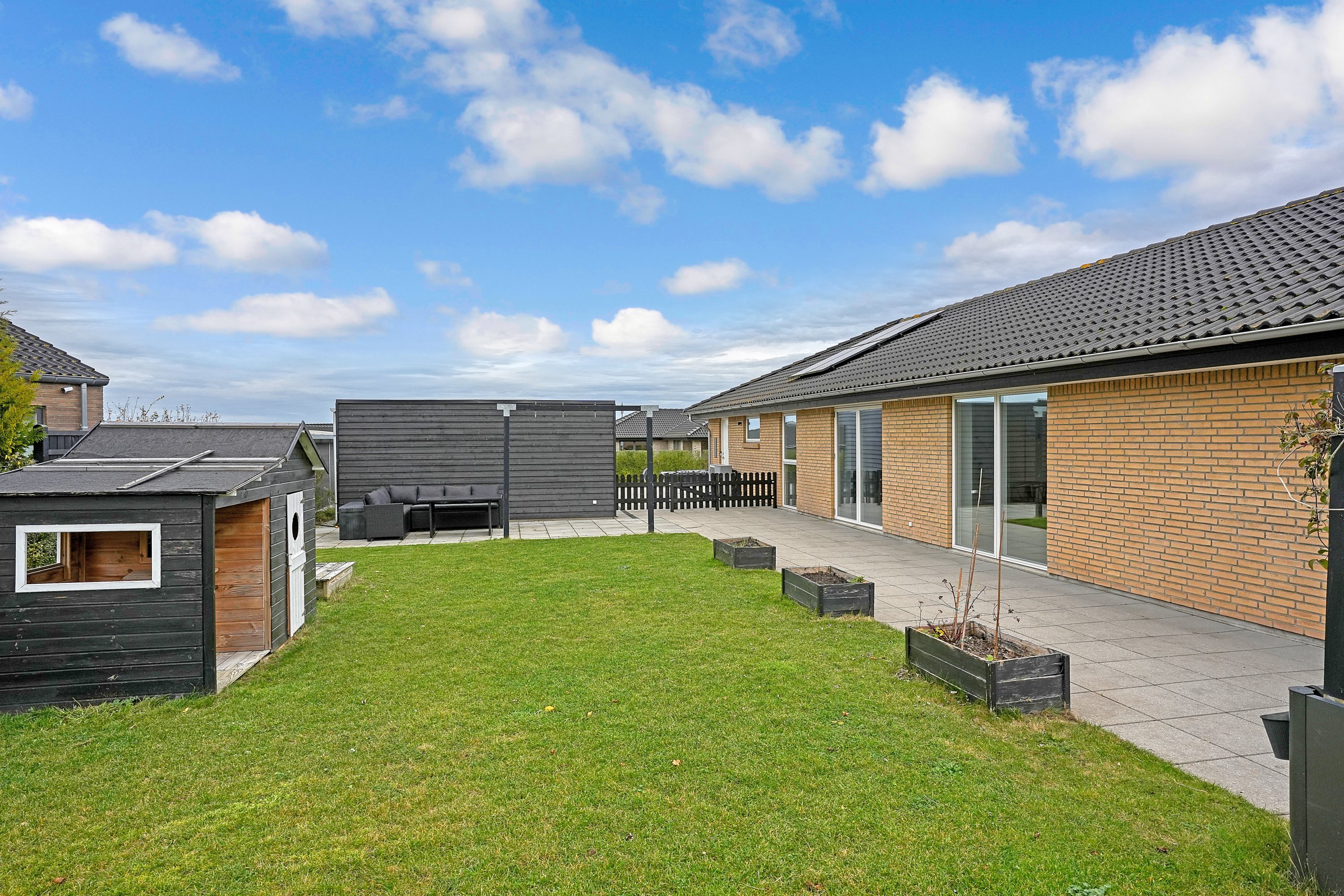 Fremhævet have billede i fuldskærmstilstand. Billede af Fjorddraget 4, 4300 Holbæk