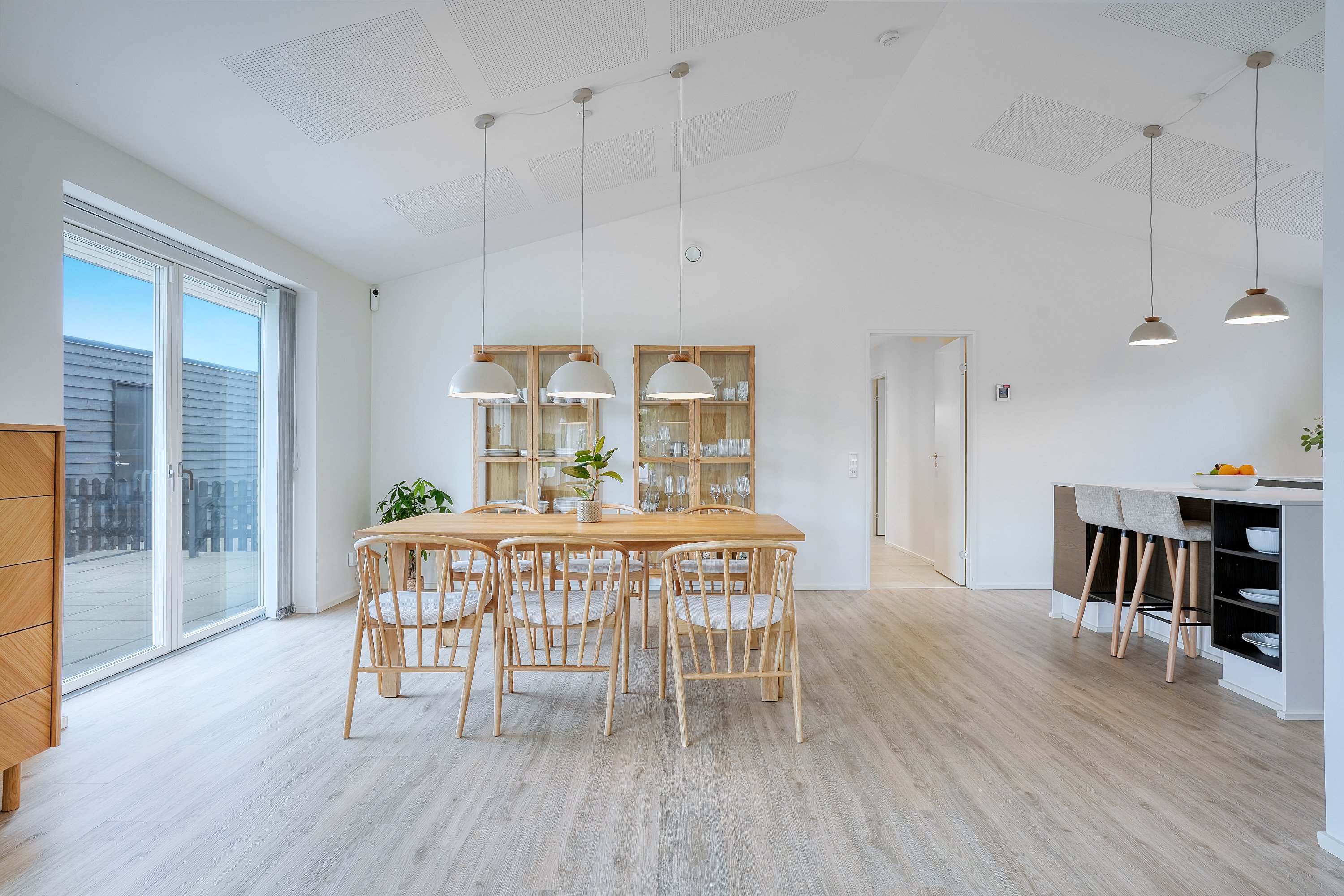 Fremhævet spisestue billede i fuldskærmstilstand. Billede af Fjorddraget 4, 4300 Holbæk