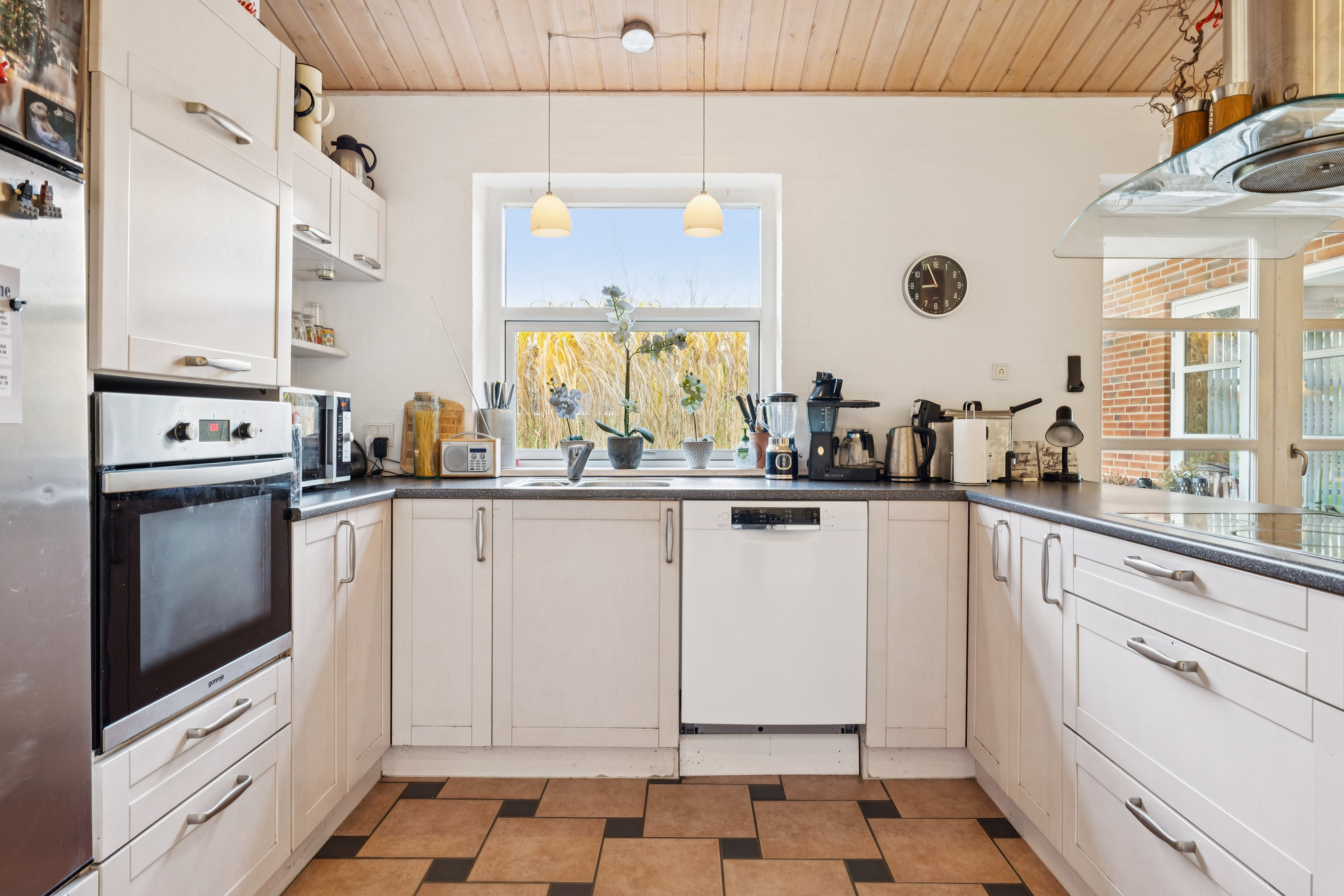 Fremhævet køkken billede i fuldskærmstilstand. Billede af Østervangs Alle 63, 8963 Auning