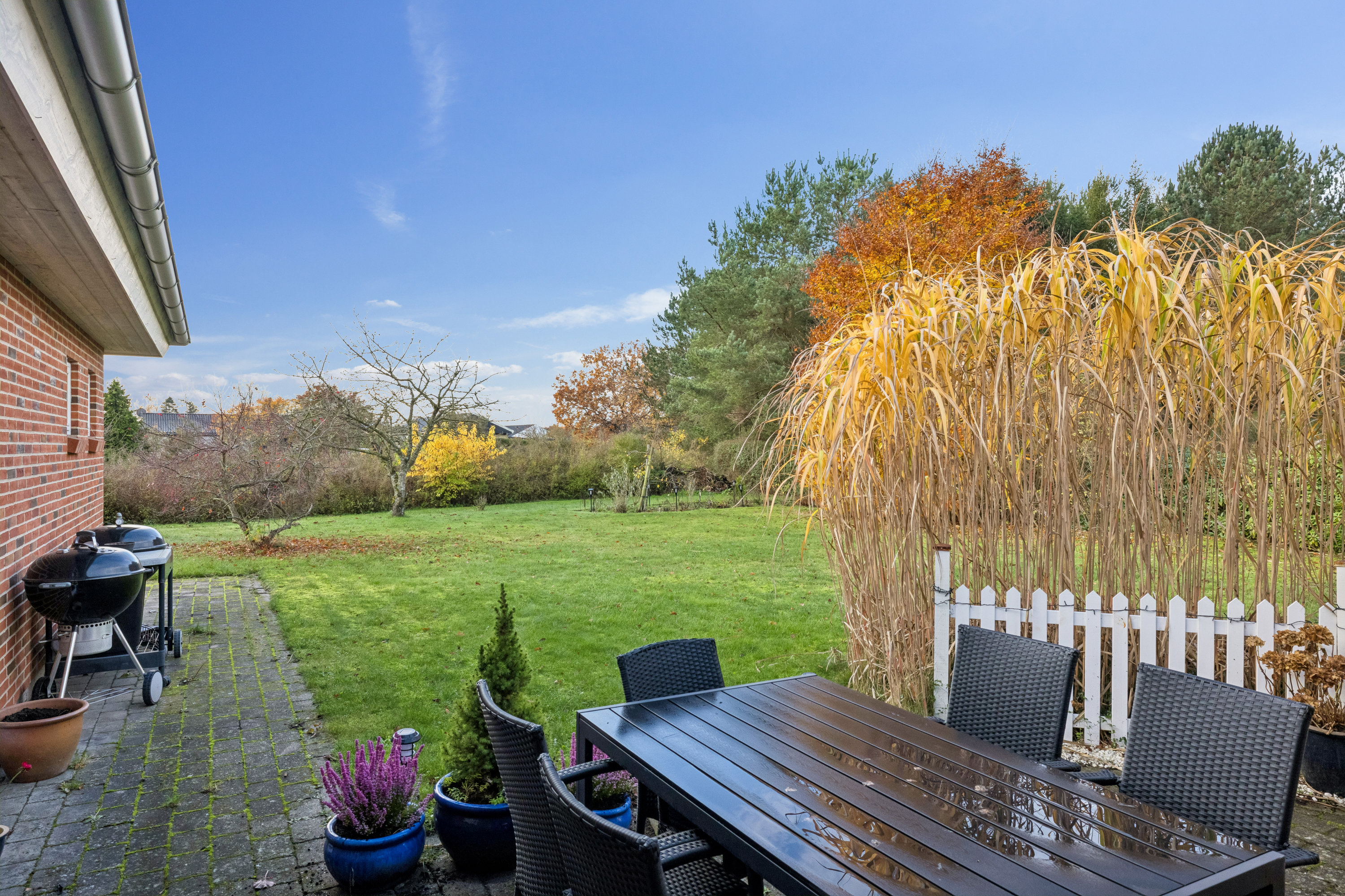 Fremhævet terrasse billede i fuldskærmstilstand. Billede af Østervangs Alle 63, 8963 Auning