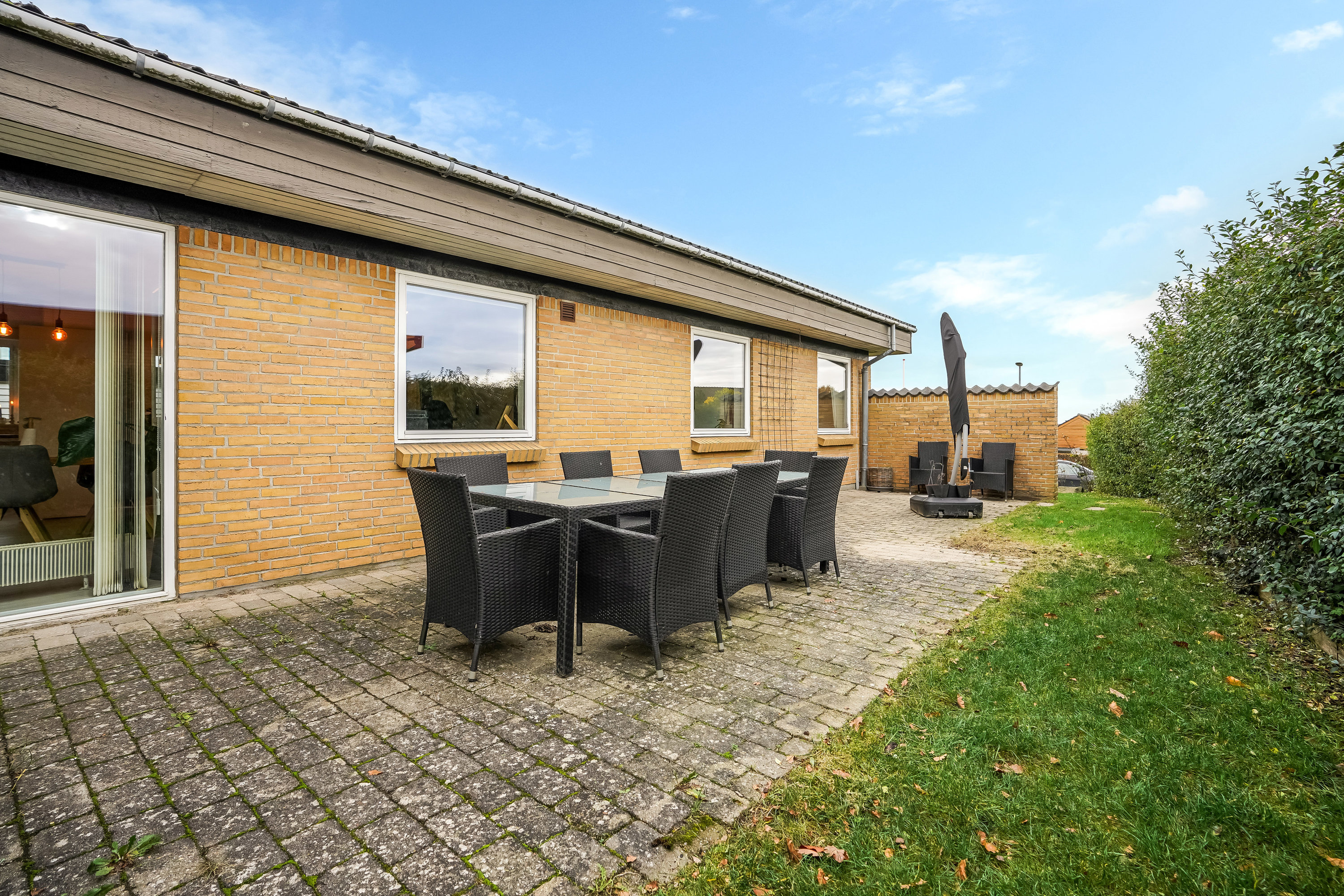 Fremhævet terrasse billede i fuldskærmstilstand. Billede af Erantisvej 6, 8763 Rask Mølle