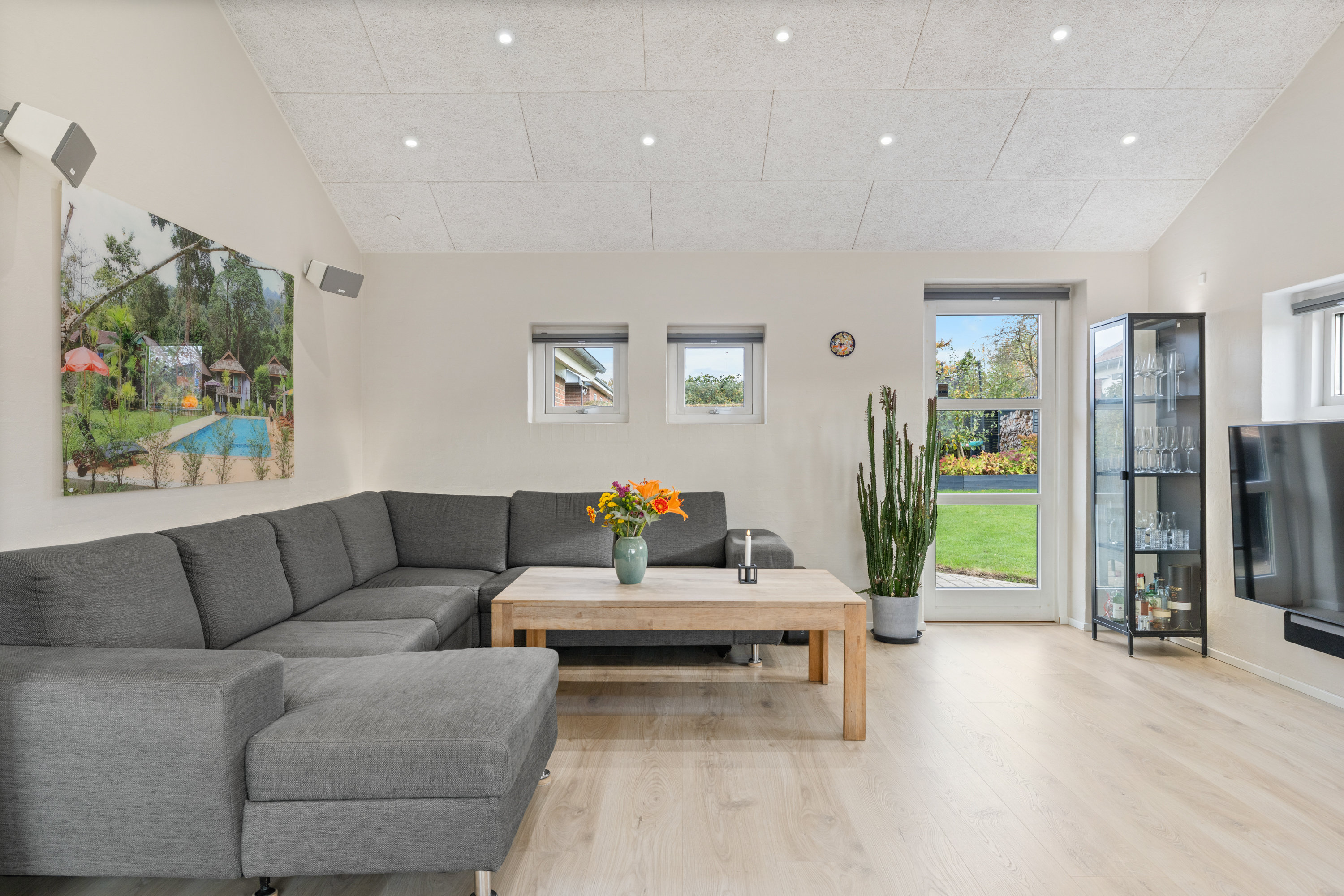 Fremhævet stue billede i fuldskærmstilstand. Billede af Stenten 45, Bøgeskov, 7000 Fredericia