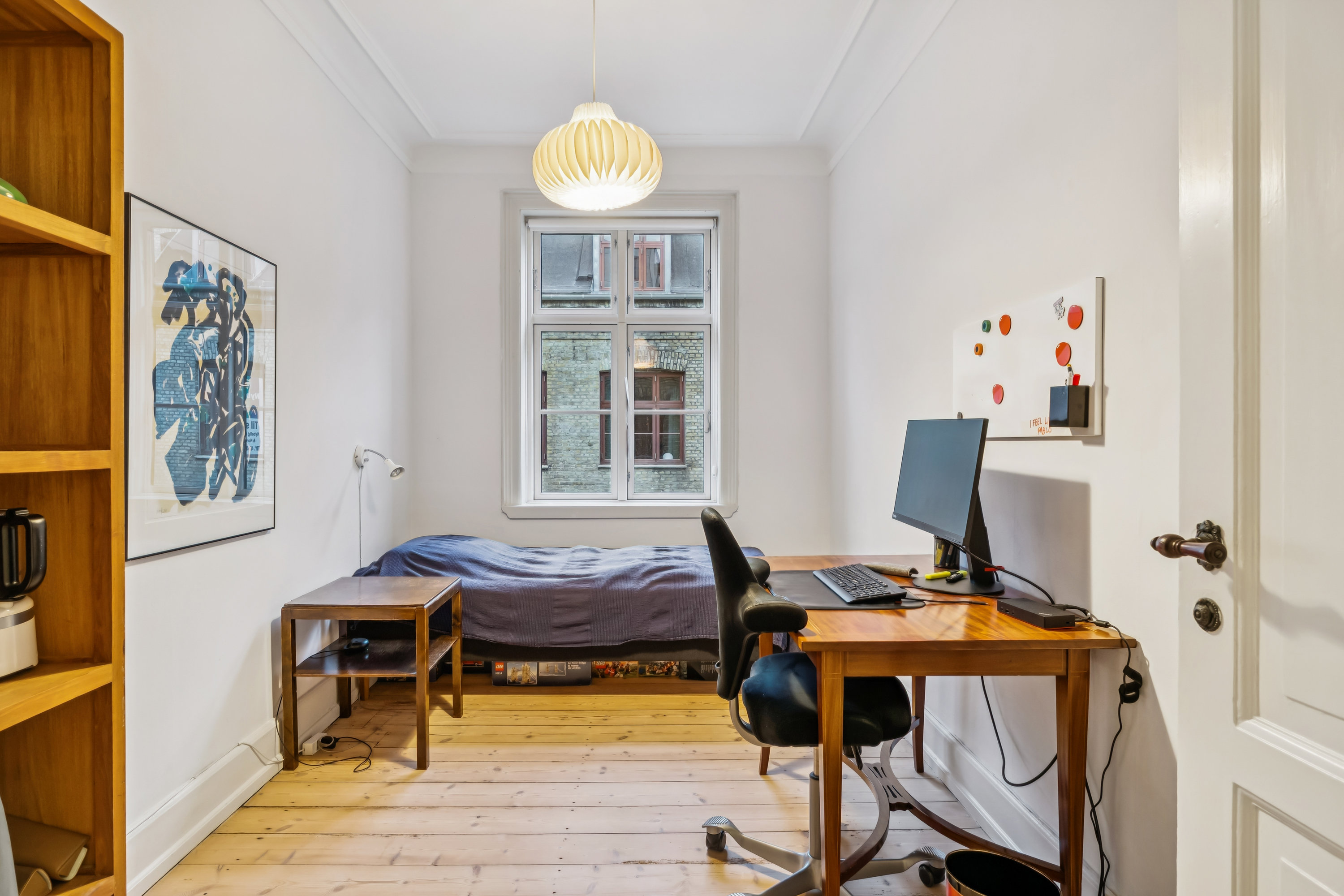 Fremhævet værelse billede i fuldskærmstilstand. Billede af Rosenvængets Sideallé 3, 3. th., 2100 København Ø