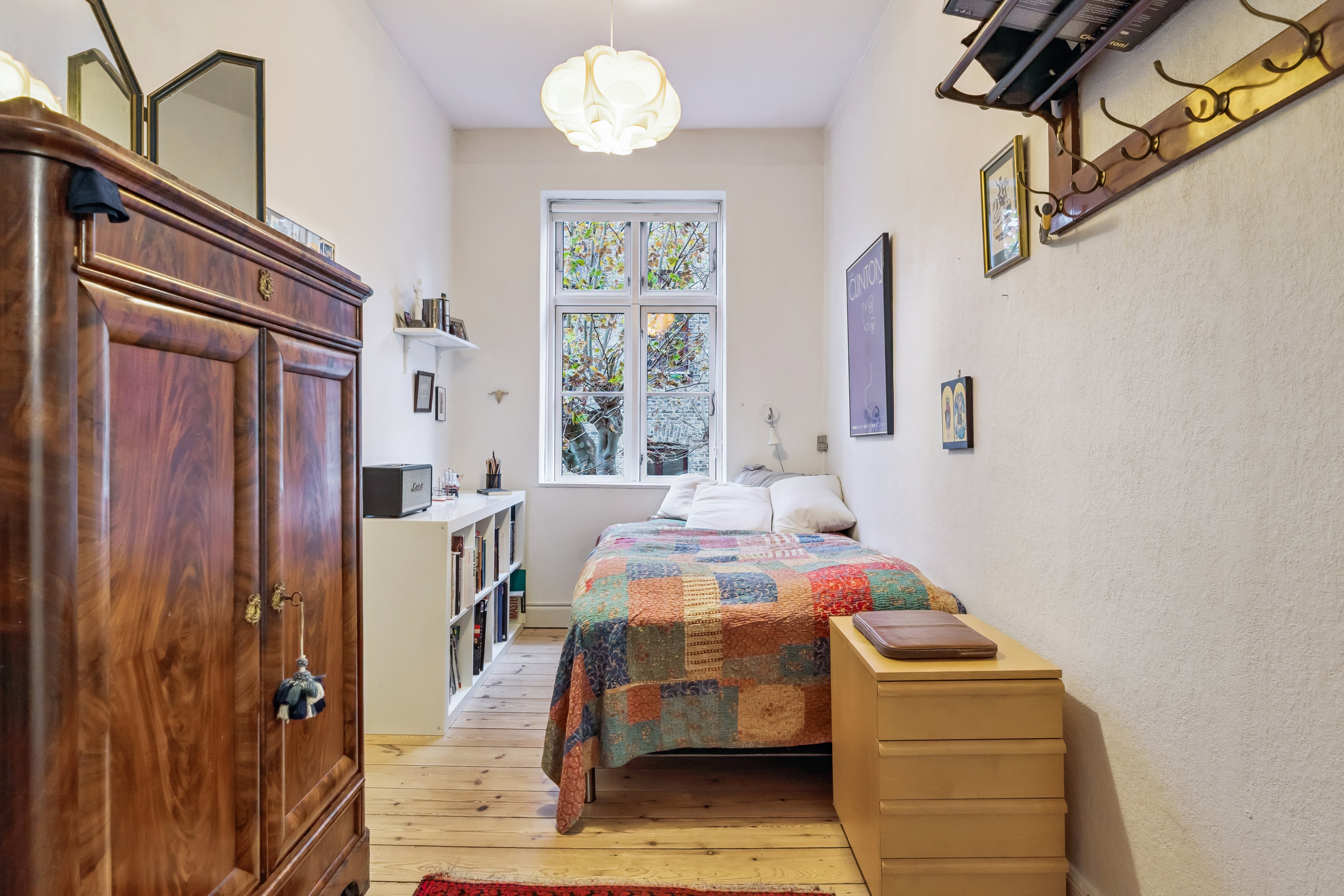 Fremhævet værelse billede i fuldskærmstilstand. Billede af Rosenvængets Sideallé 3, 3. th., 2100 København Ø