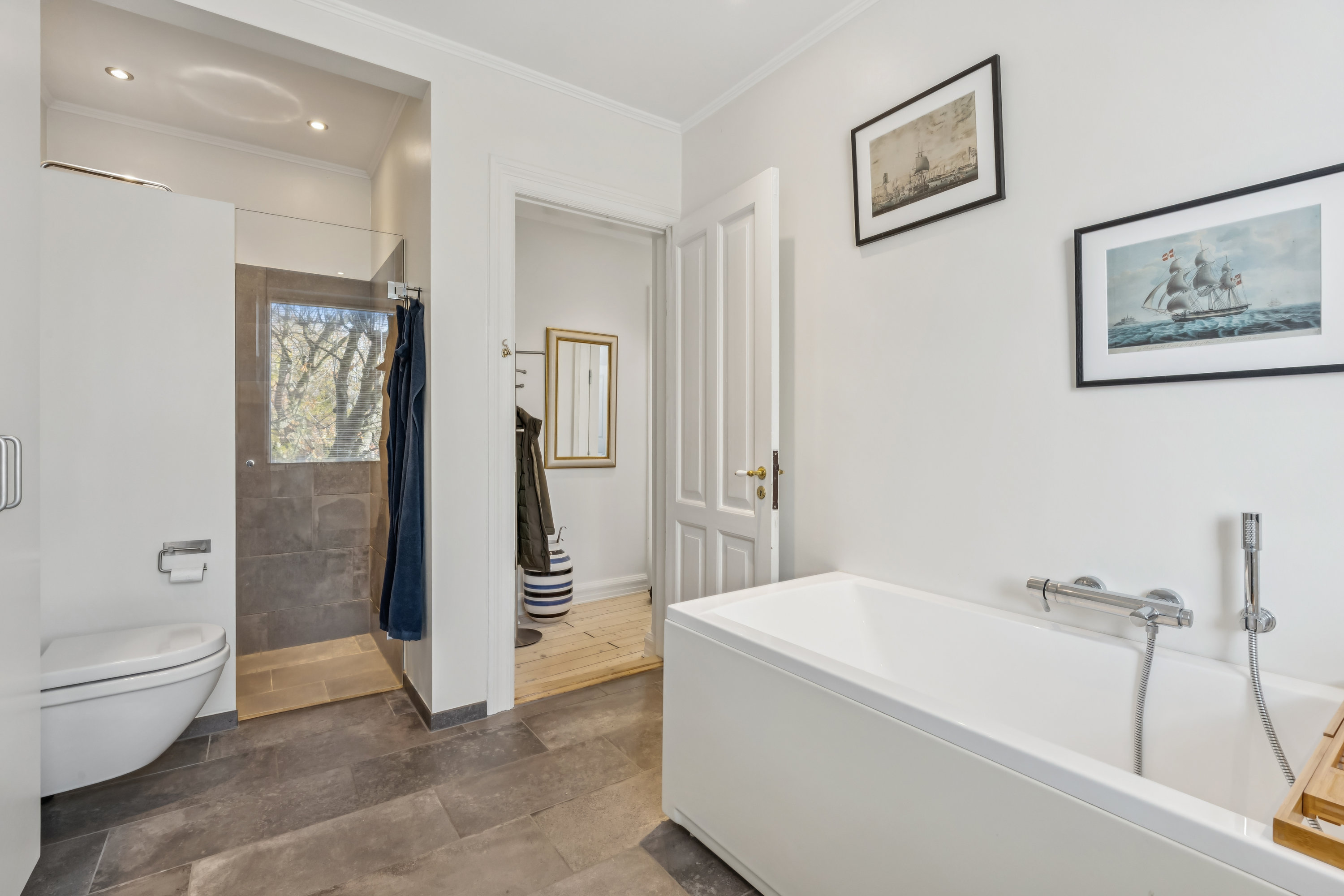 Fremhævet badeværelse billede i fuldskærmstilstand. Billede af Vesterbro 29, 2., 9000 Aalborg