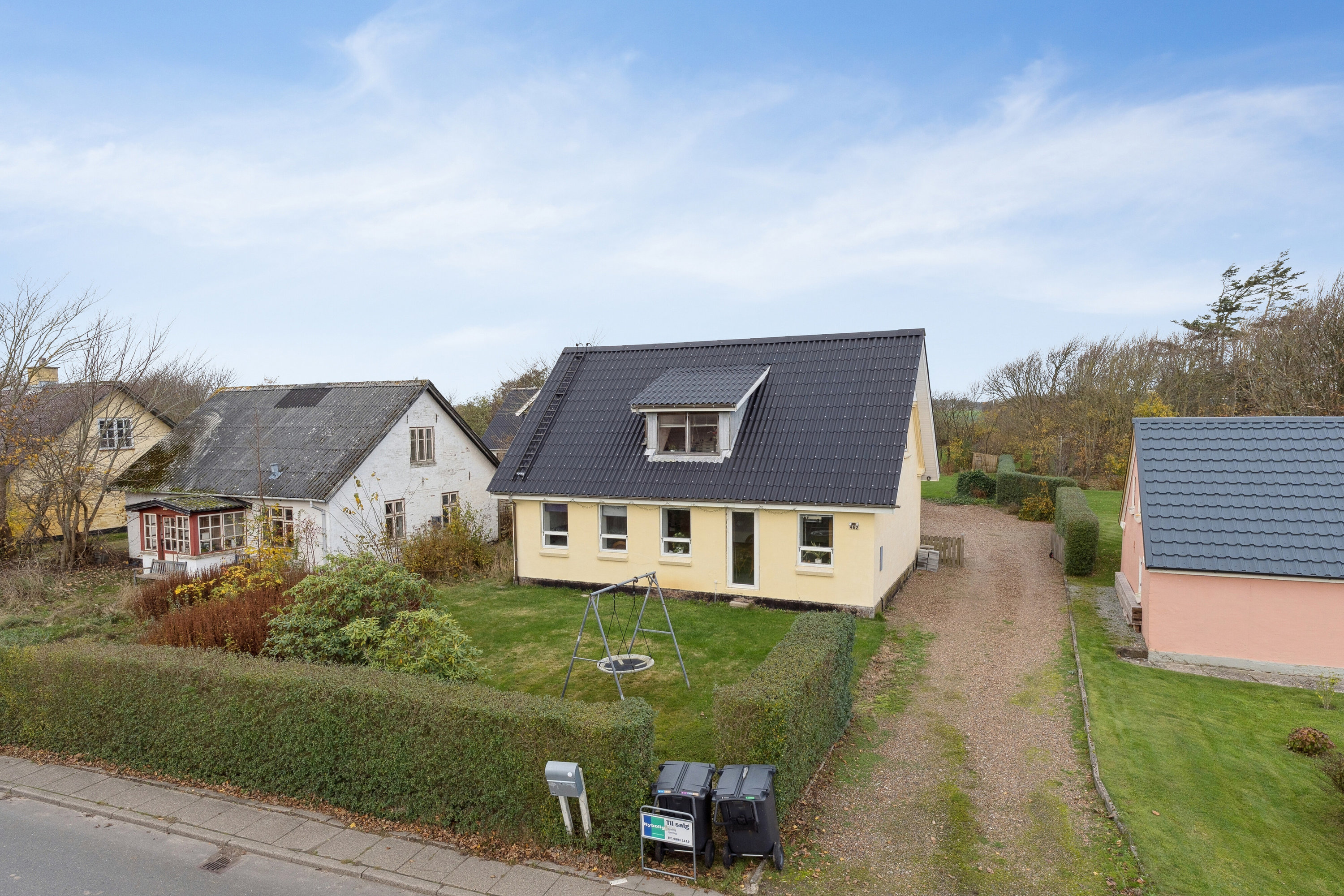 Fremhævet set fra vejen billede i fuldskærmstilstand. Billede af Skallerupvej 462, Sønderlev, 9800 Hjørring