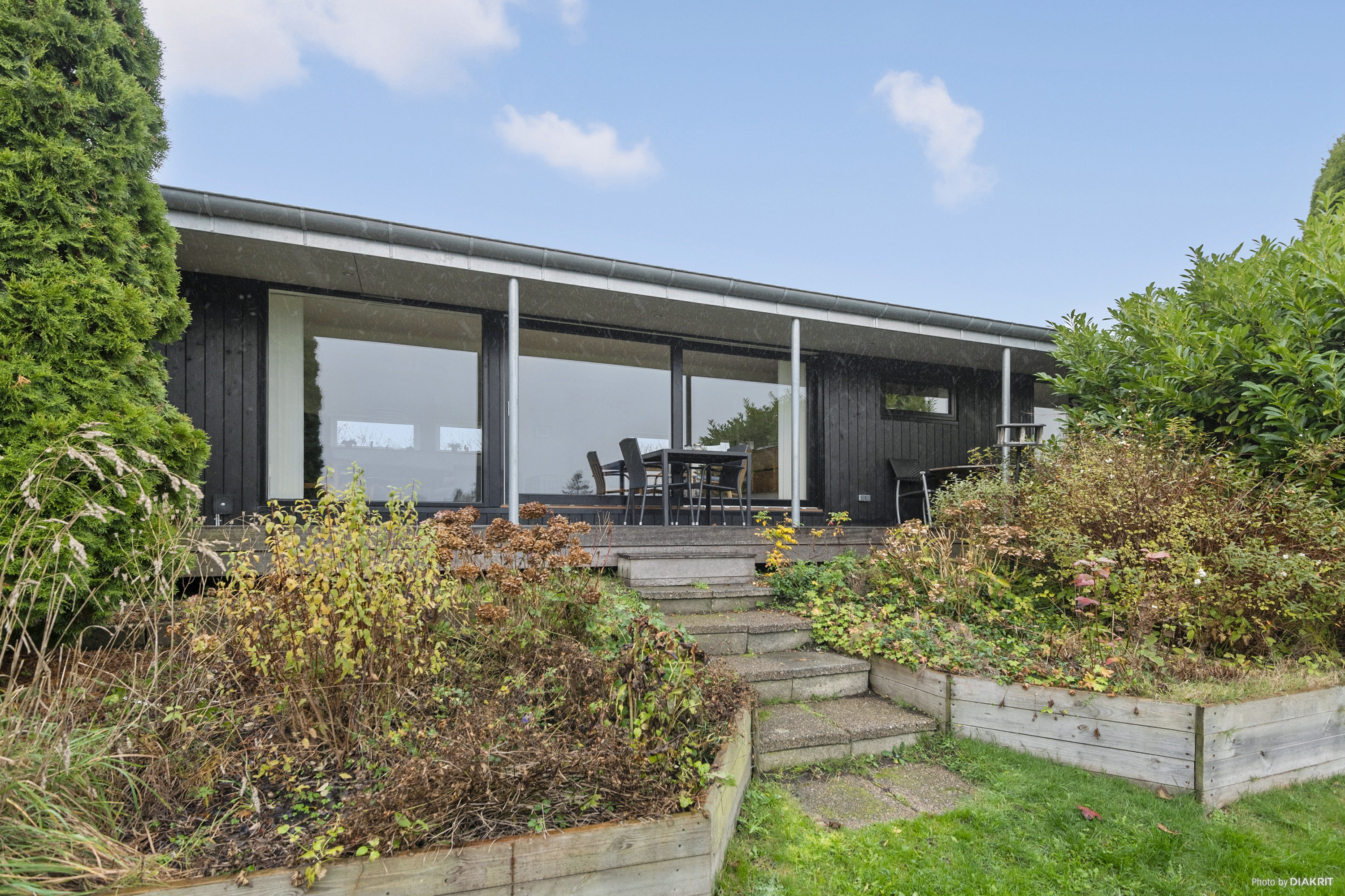 Miniaturebillede 1: ejendommen. Billede af Hulager 9, Saksild Str, 8300 Odder