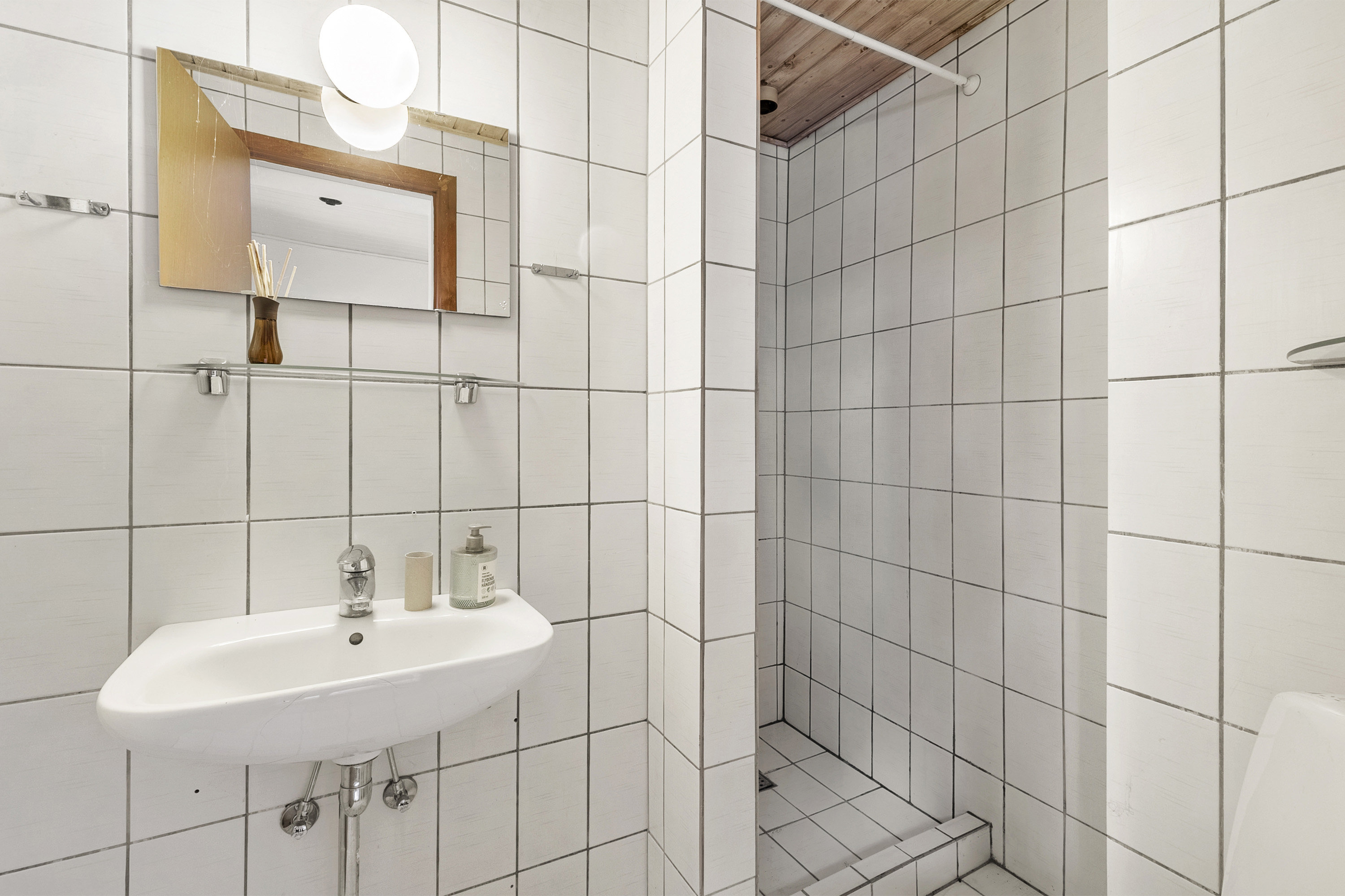 Fremhævet badeværelse billede i fuldskærmstilstand. Billede af Kannevej 9, Kanne, 8355 Solbjerg