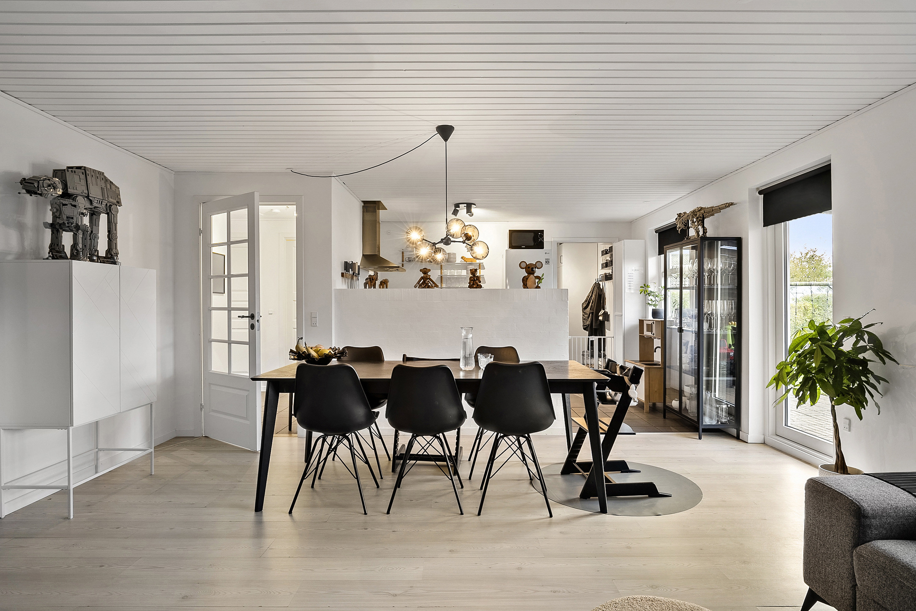 Fremhævet spisekøkken billede i fuldskærmstilstand. Billede af Brolandvej 99, Agedrup, 5320 Agedrup