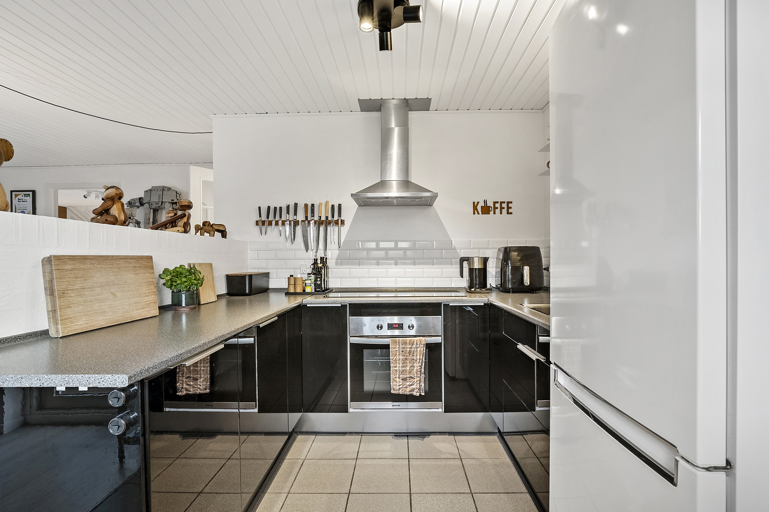 Miniaturebillede 2: køkken. Billede af Brolandvej 99, Agedrup, 5320 Agedrup